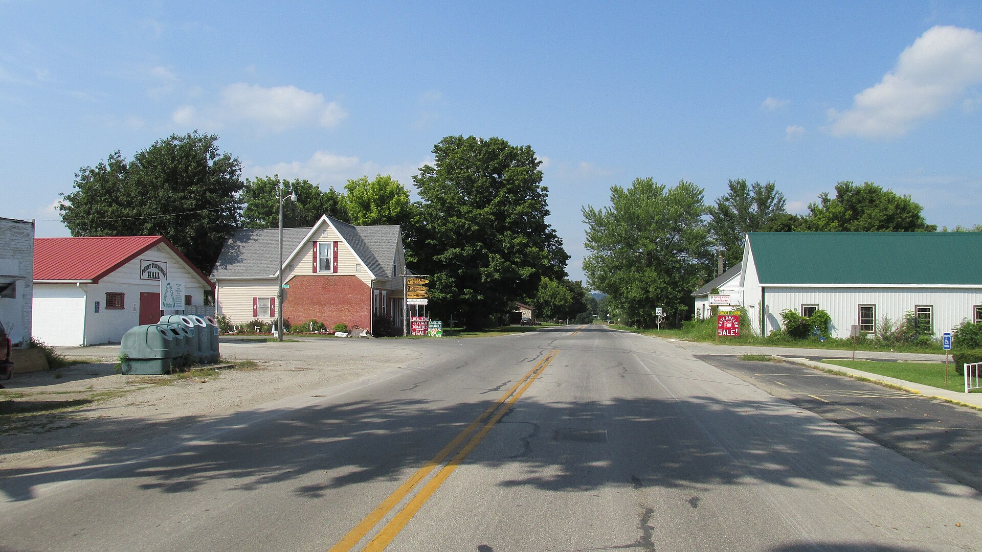 Looking north on Ohio Highway 41 in Cynthiana, Ohio.