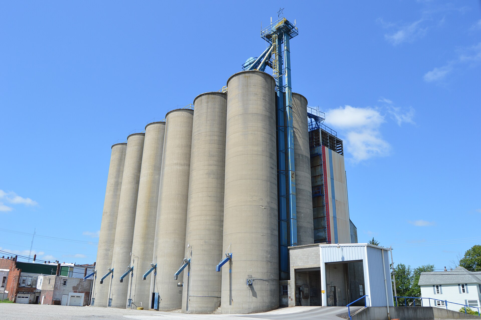 View from the northeast of the community grain elevator in Deshler, Ohio, United States, located on Maple Street east of Keyser Street.
