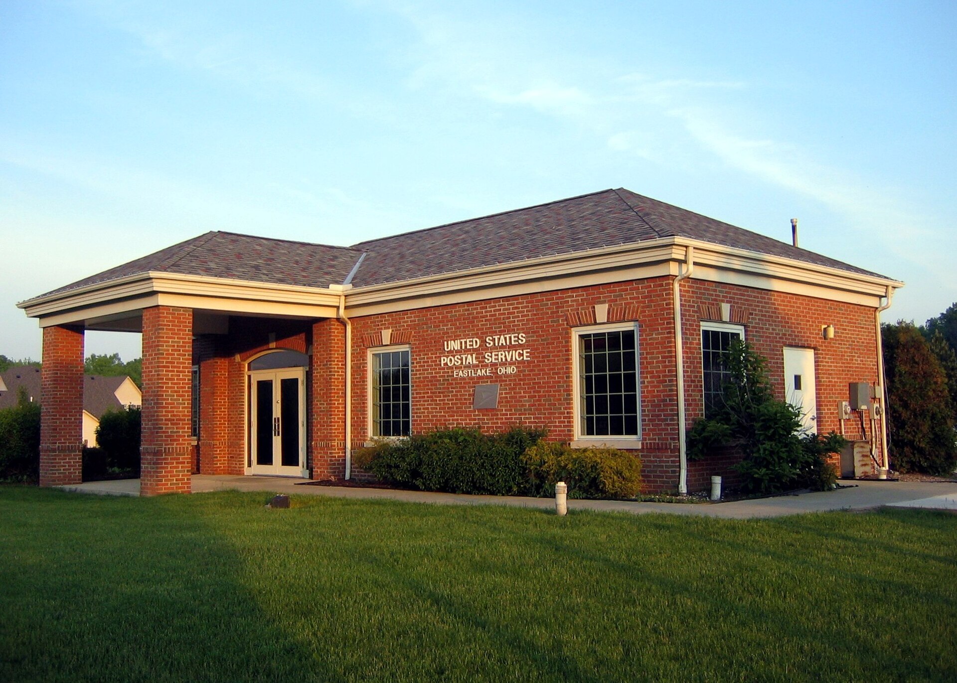 —Public Domain. Post Office in Eastlake — Ohio