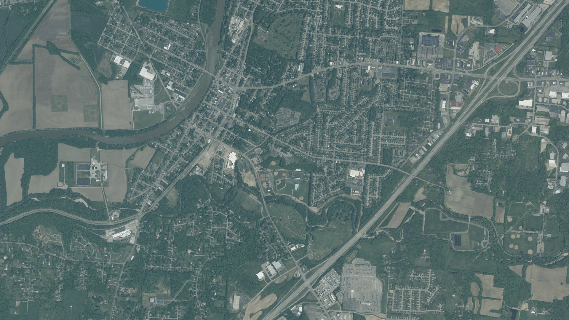 Aerial view of land around Franklin, Ohio
