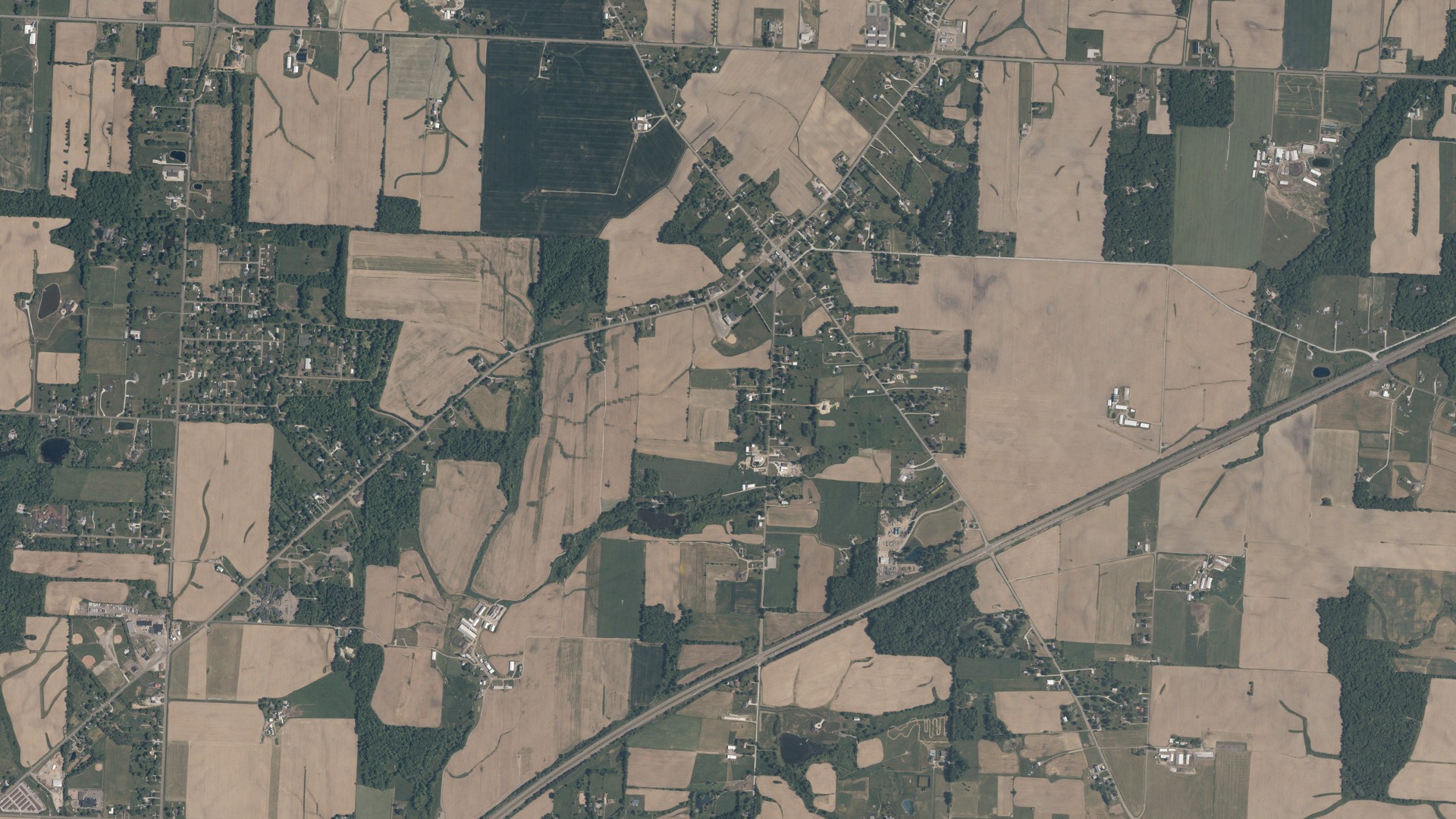 Aerial view of land around Harrisburg, Ohio