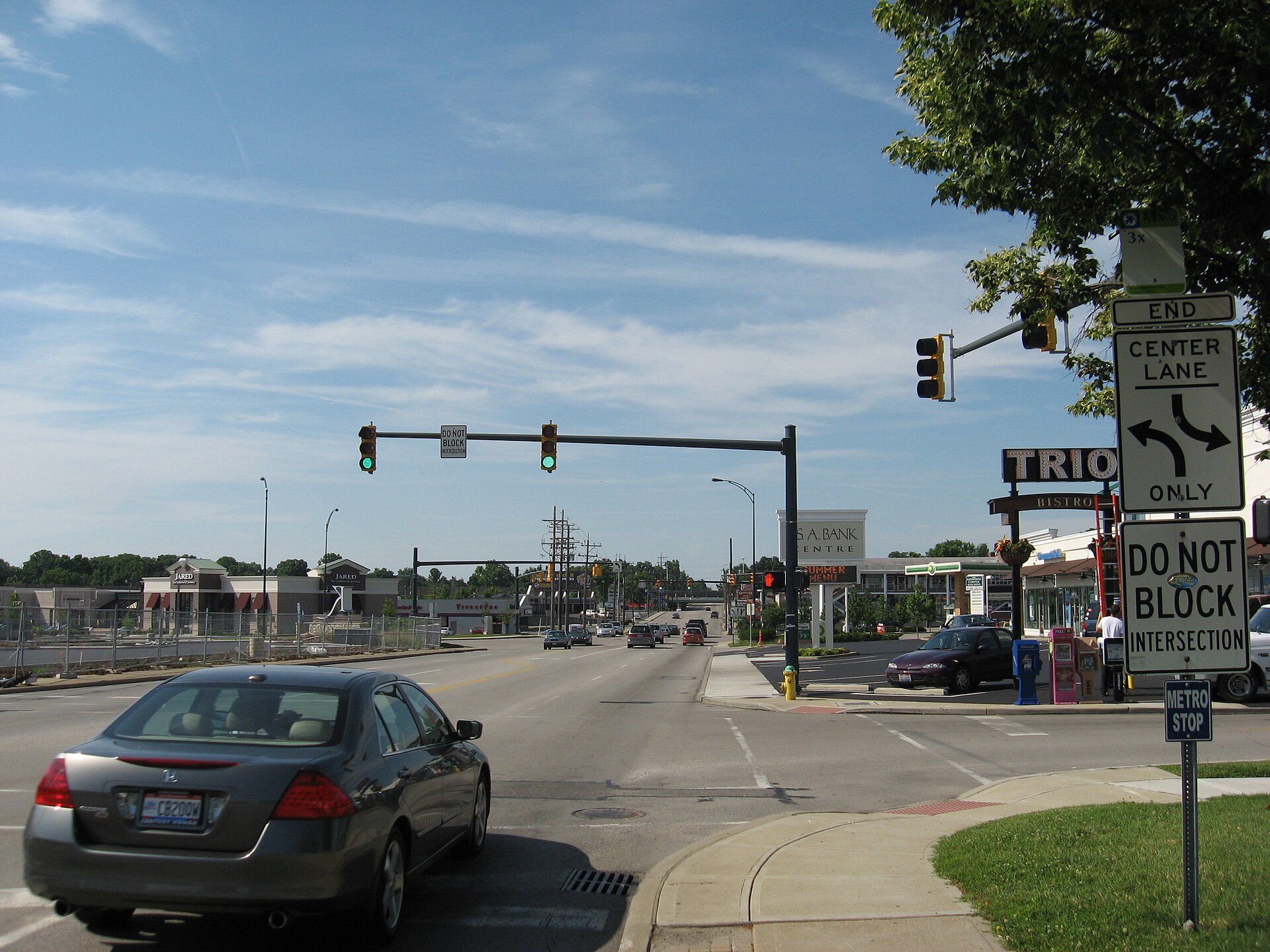 Downtown Kenwood (Galbraith Road) (Kenwood, Ohio, USA)