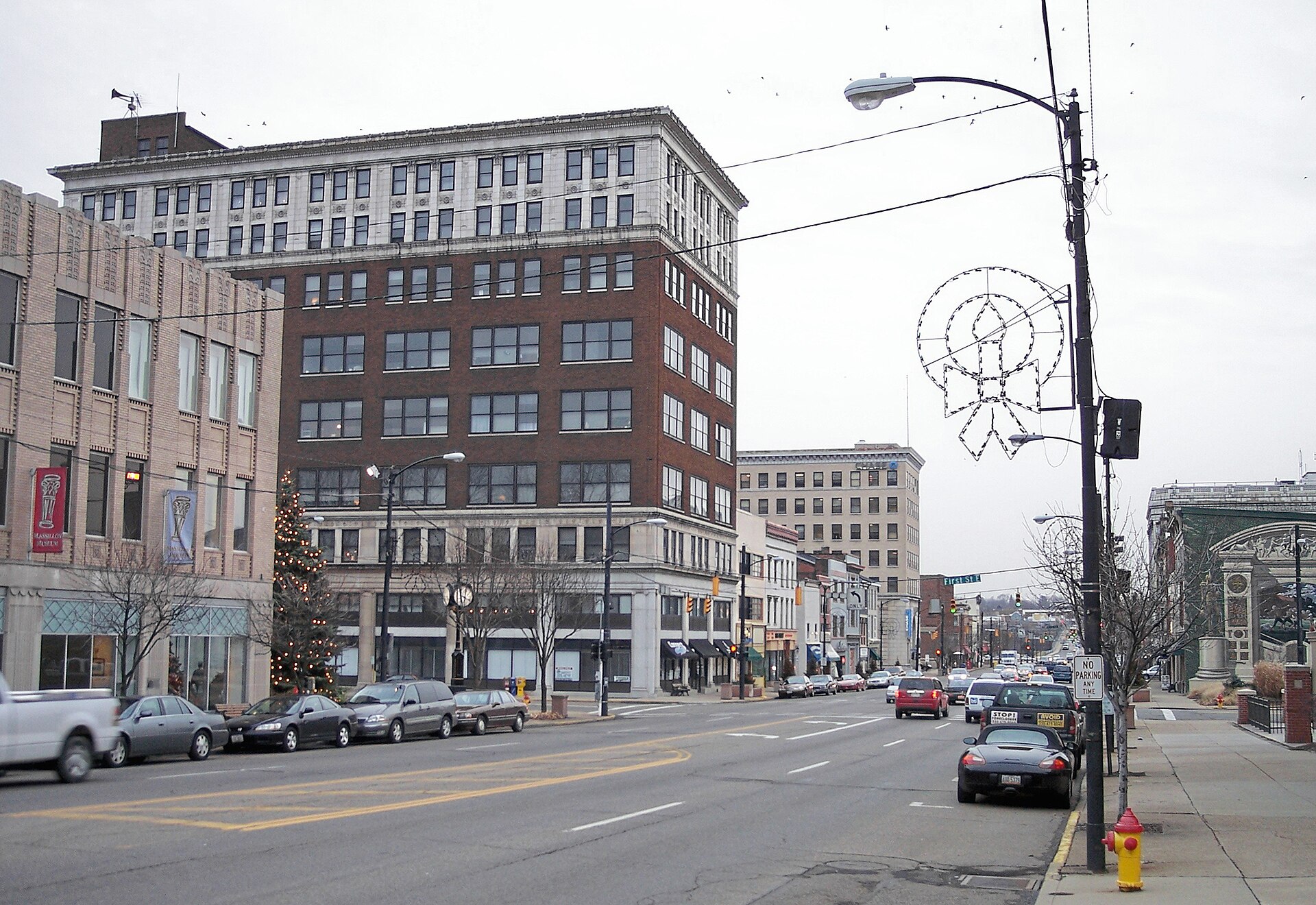 Lincoln Way in downtown w:Massillon, Ohio