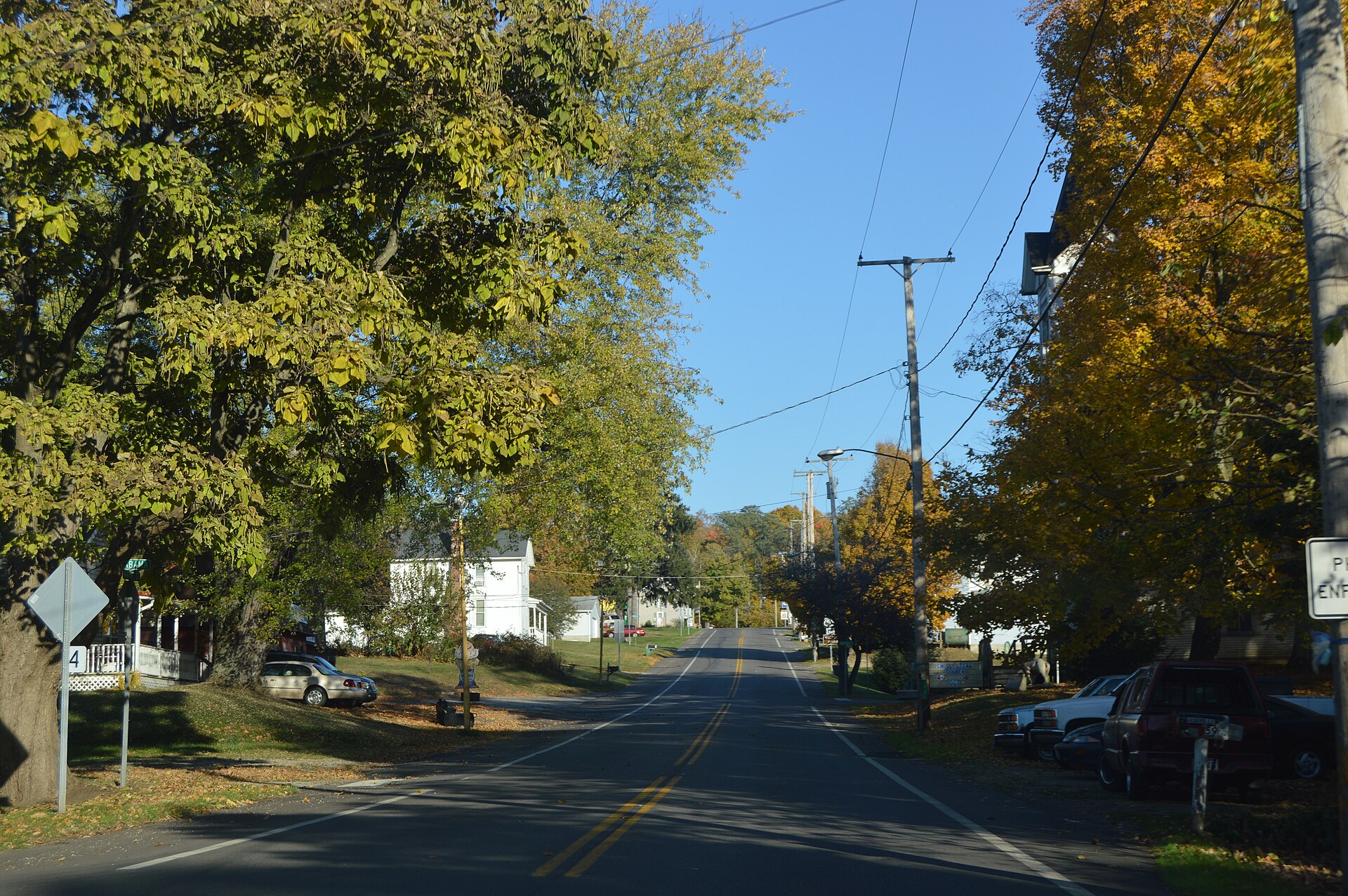 Street scene in Mifflin, Ohio