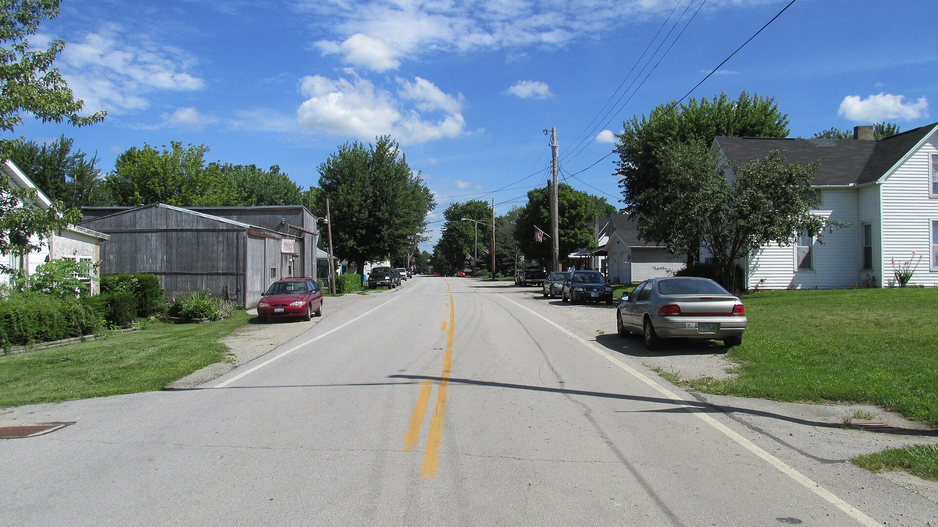Looking north on Main Street (Ohio Highway 729) in Milledgeville.