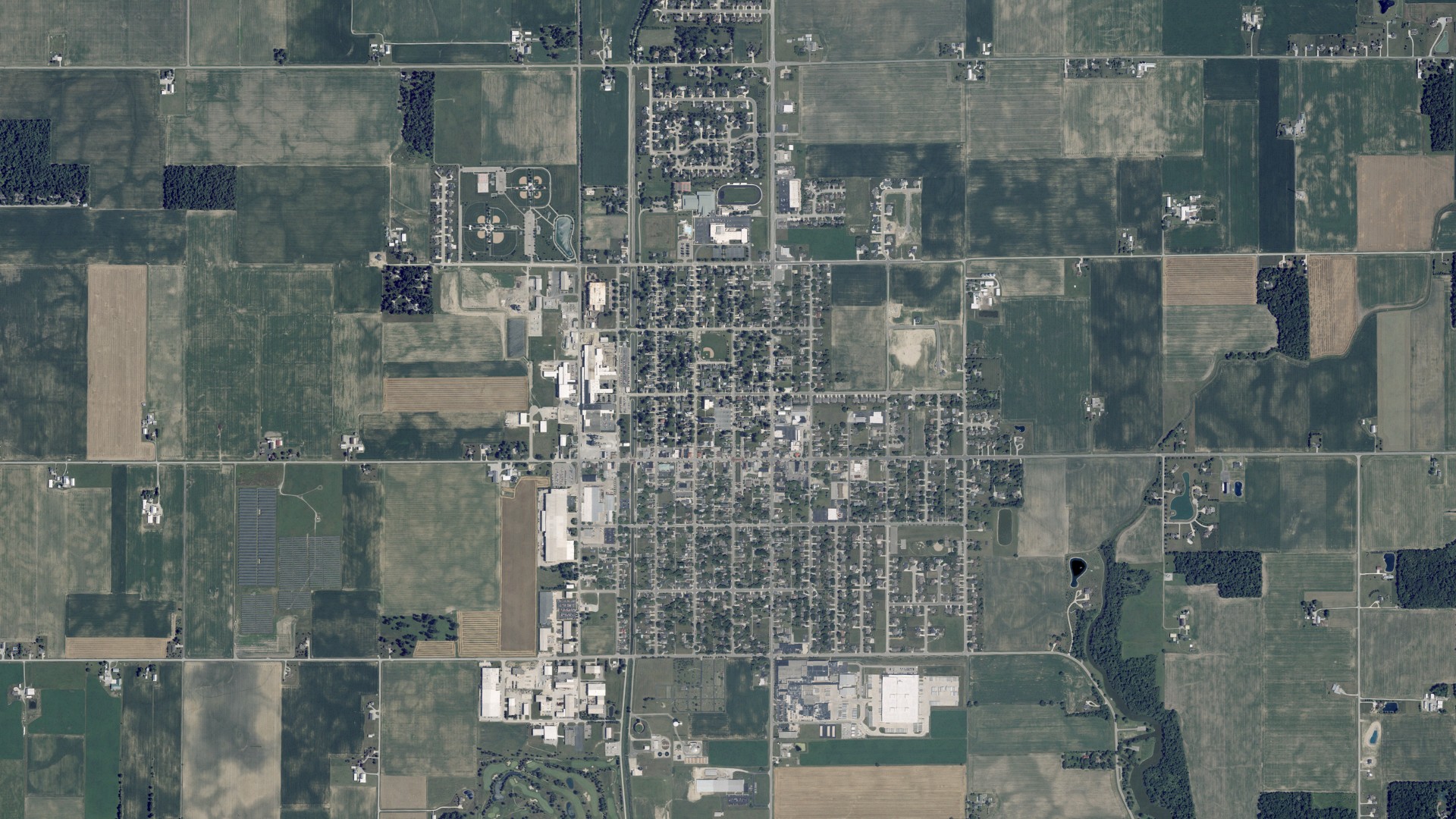 Natural-color aerial photograph of land around Minster, Ohio