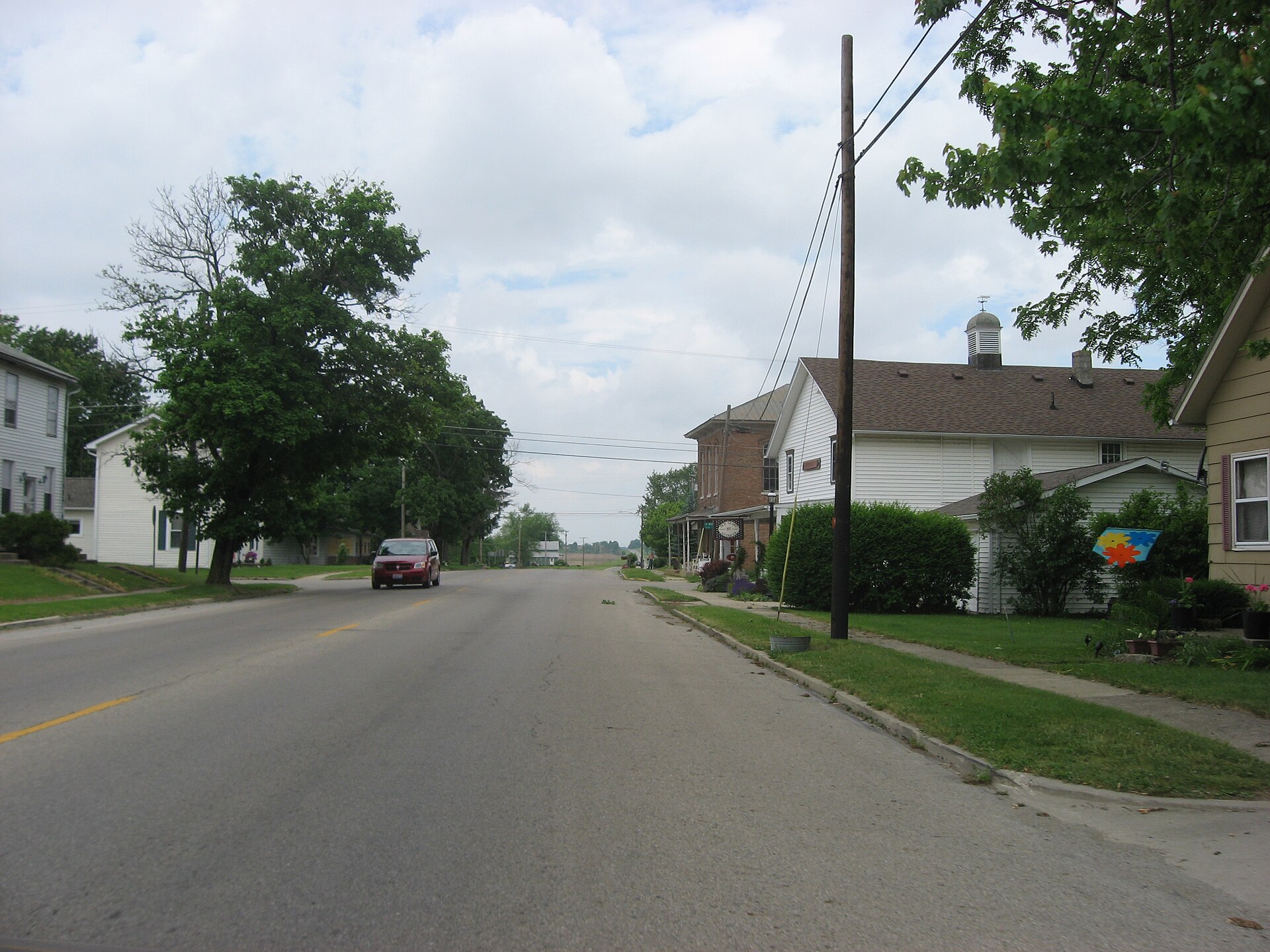Looking westward along State Route 29 in Mutual, Ohio, United States.