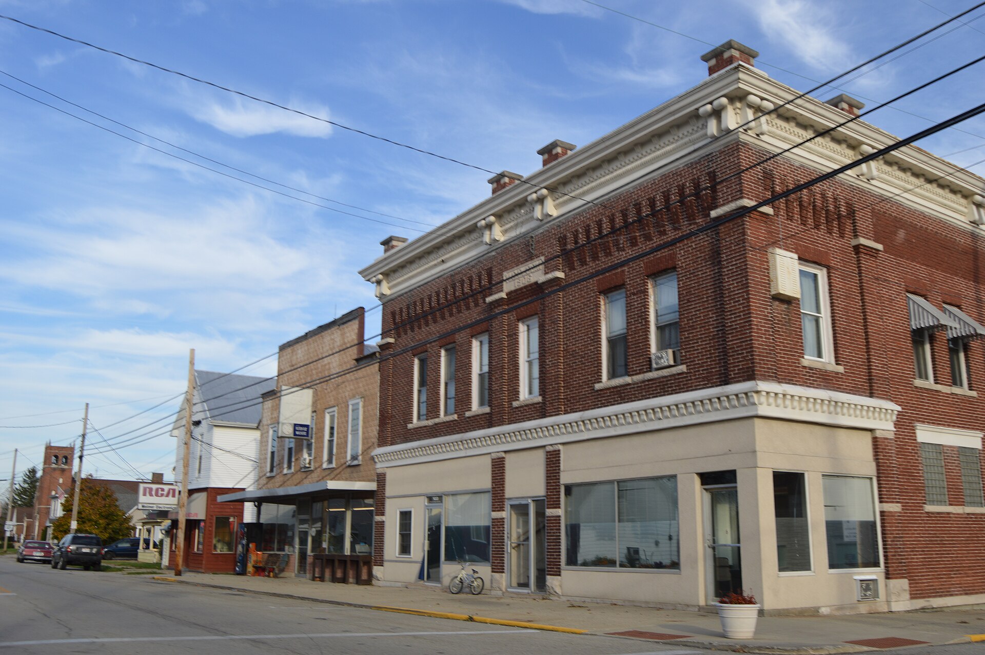 Looking northward on Main Street (State Route 121) from the Washington Street intersection in New Madison, Ohio, United States.