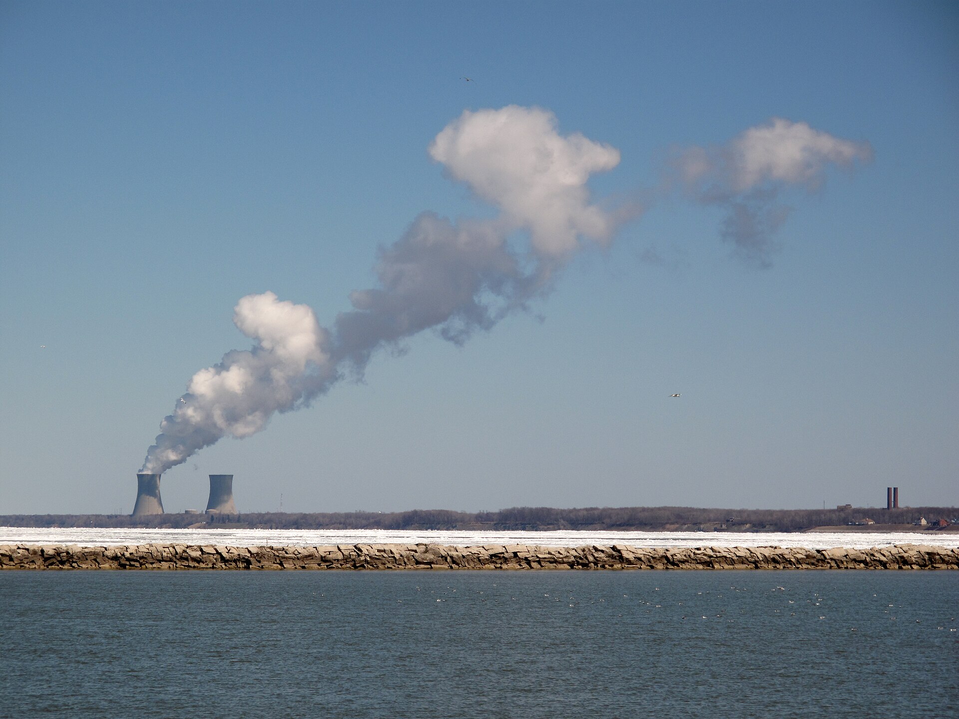 Perry Nuclear Power Station as seen from Headlands State Park, Mentor, Ohio, USA — North Perry, Ohio