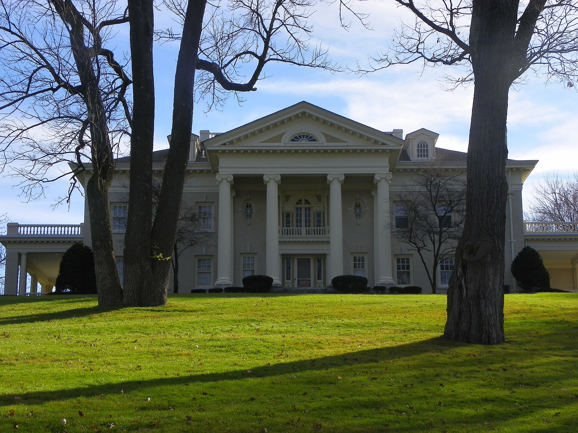 hawthorn hill front — Oakwood, Ohio