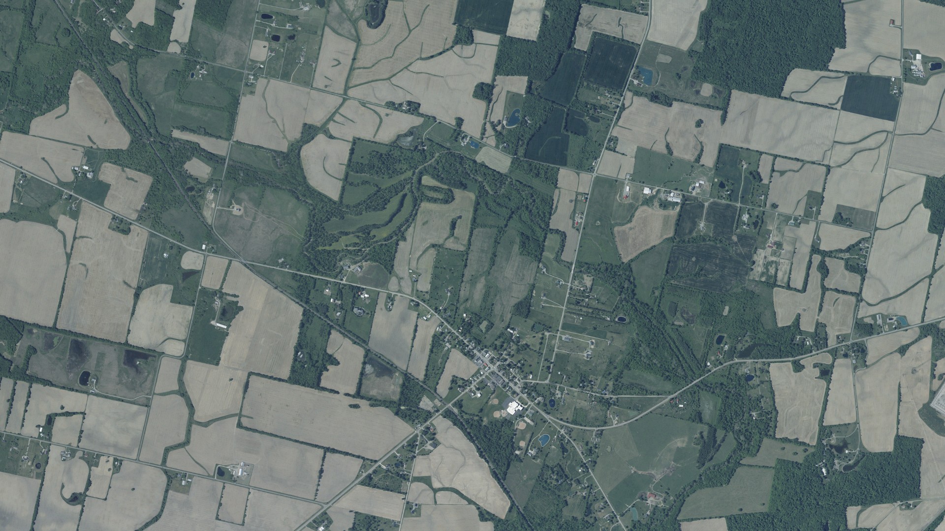 Natural-color aerial photograph of land around Raymond, Ohio
