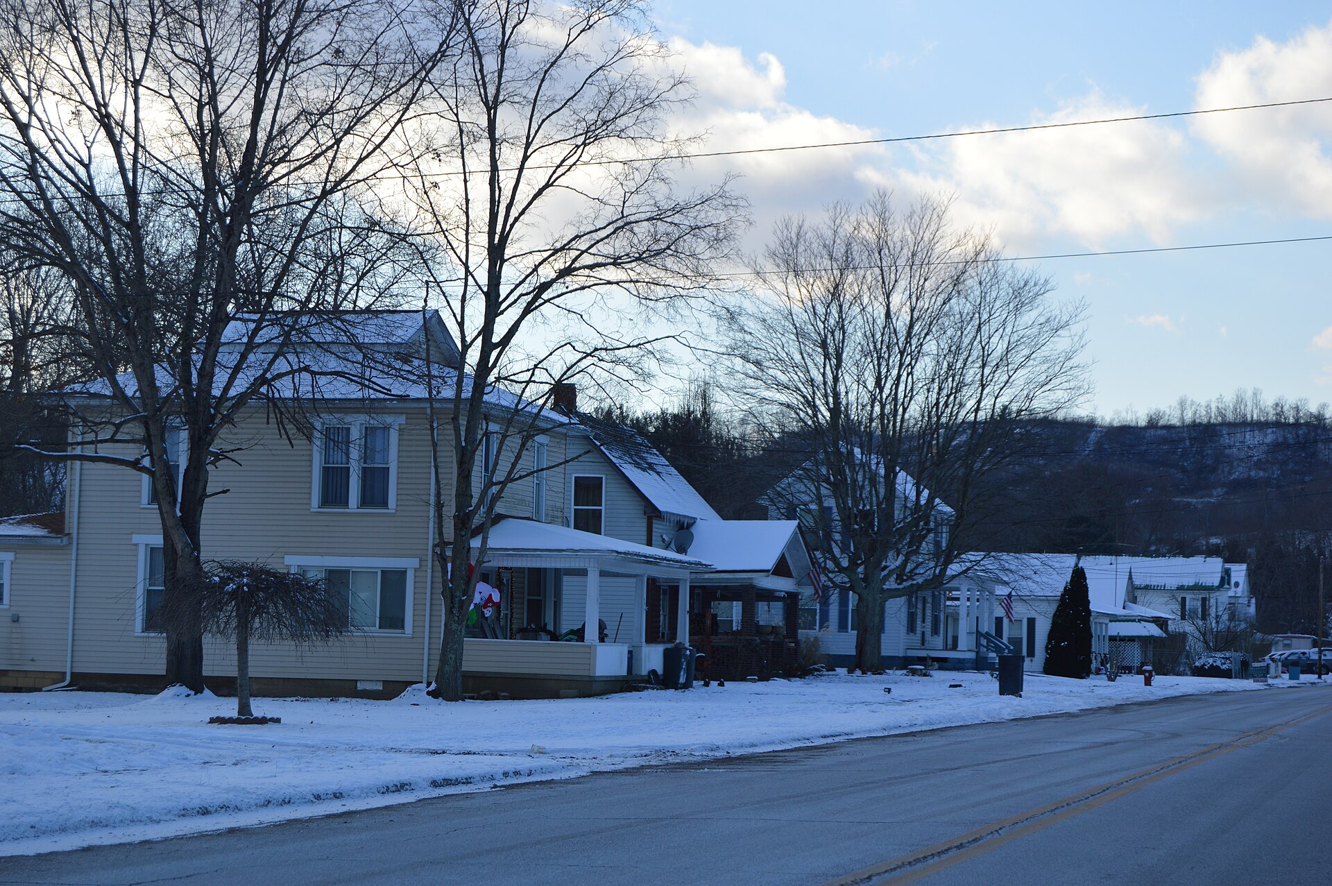 Street scene in Rutland, Ohio