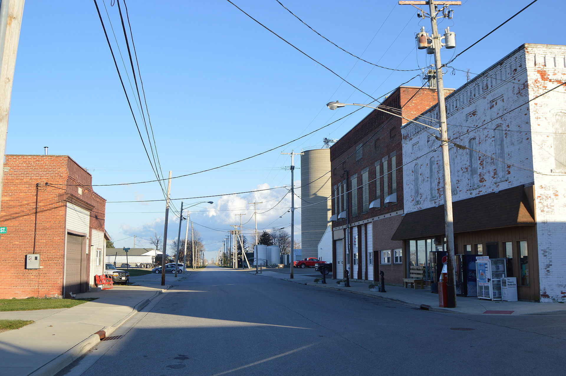 Street scene in Scott, Ohio