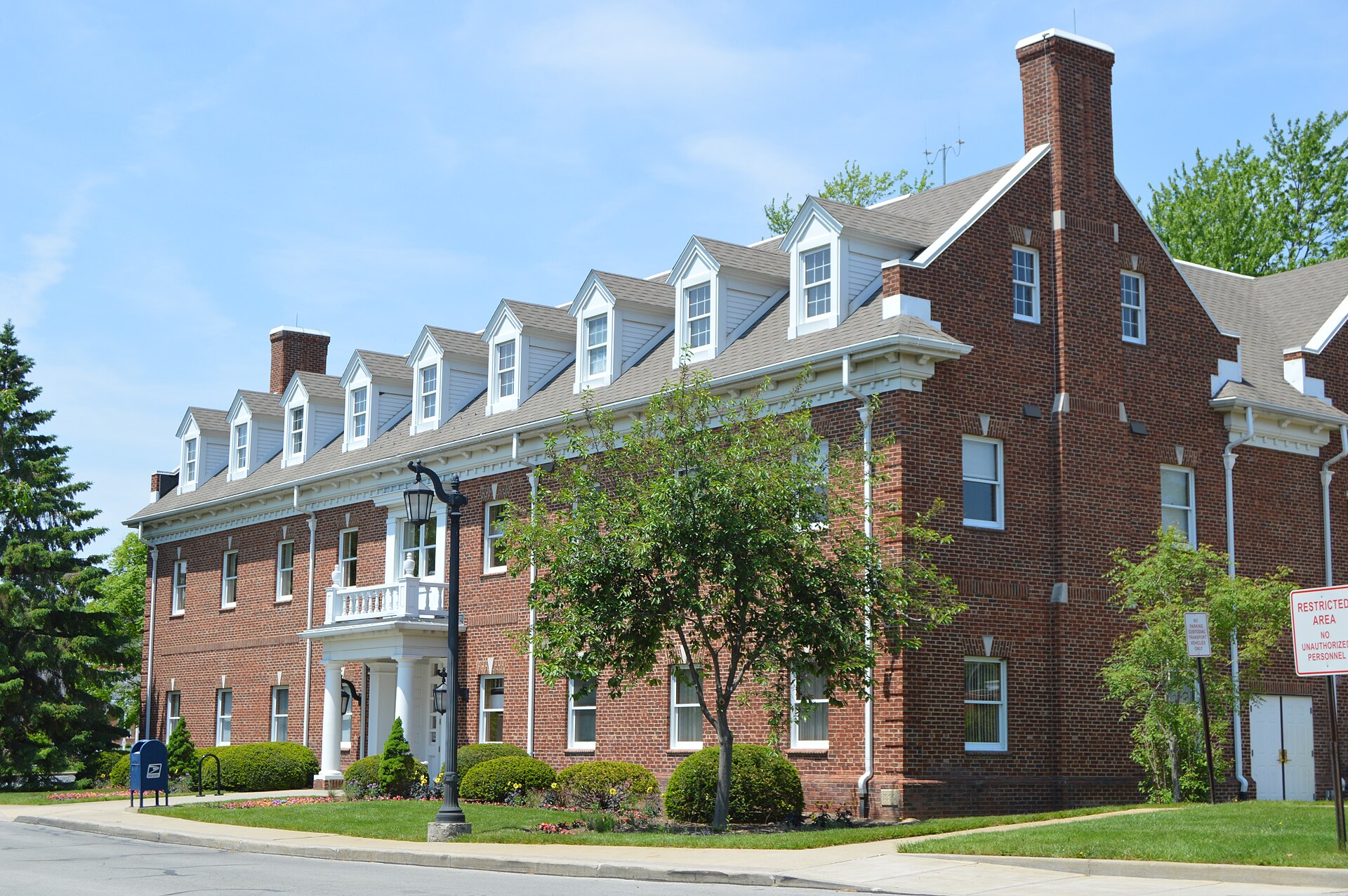 City hall in Sylvania, Ohio
