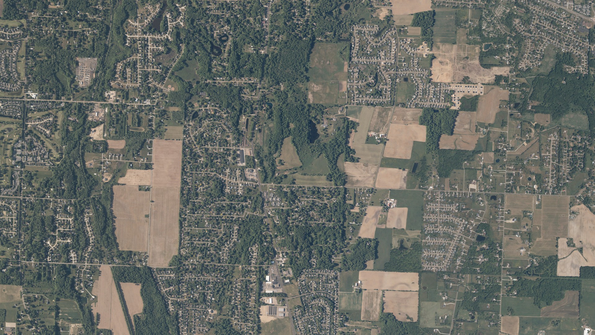 Natural-color aerial photograph of land around Uniontown, Ohio