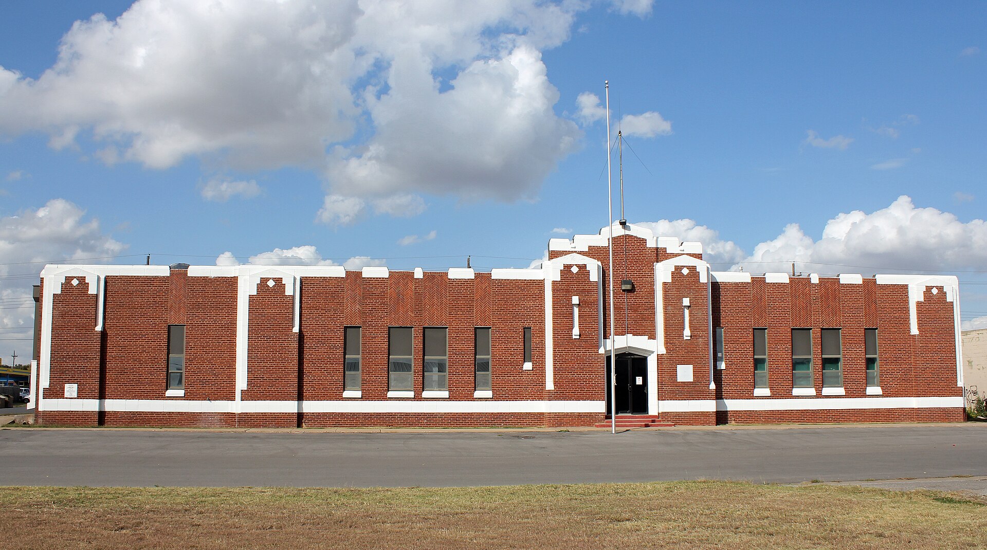 The Weatherford Armory, located at 123 West Rainey Street in Weatherford, Oklahoma. The property is listed on the National Register of Historic Places. — Custer County, Oklahoma