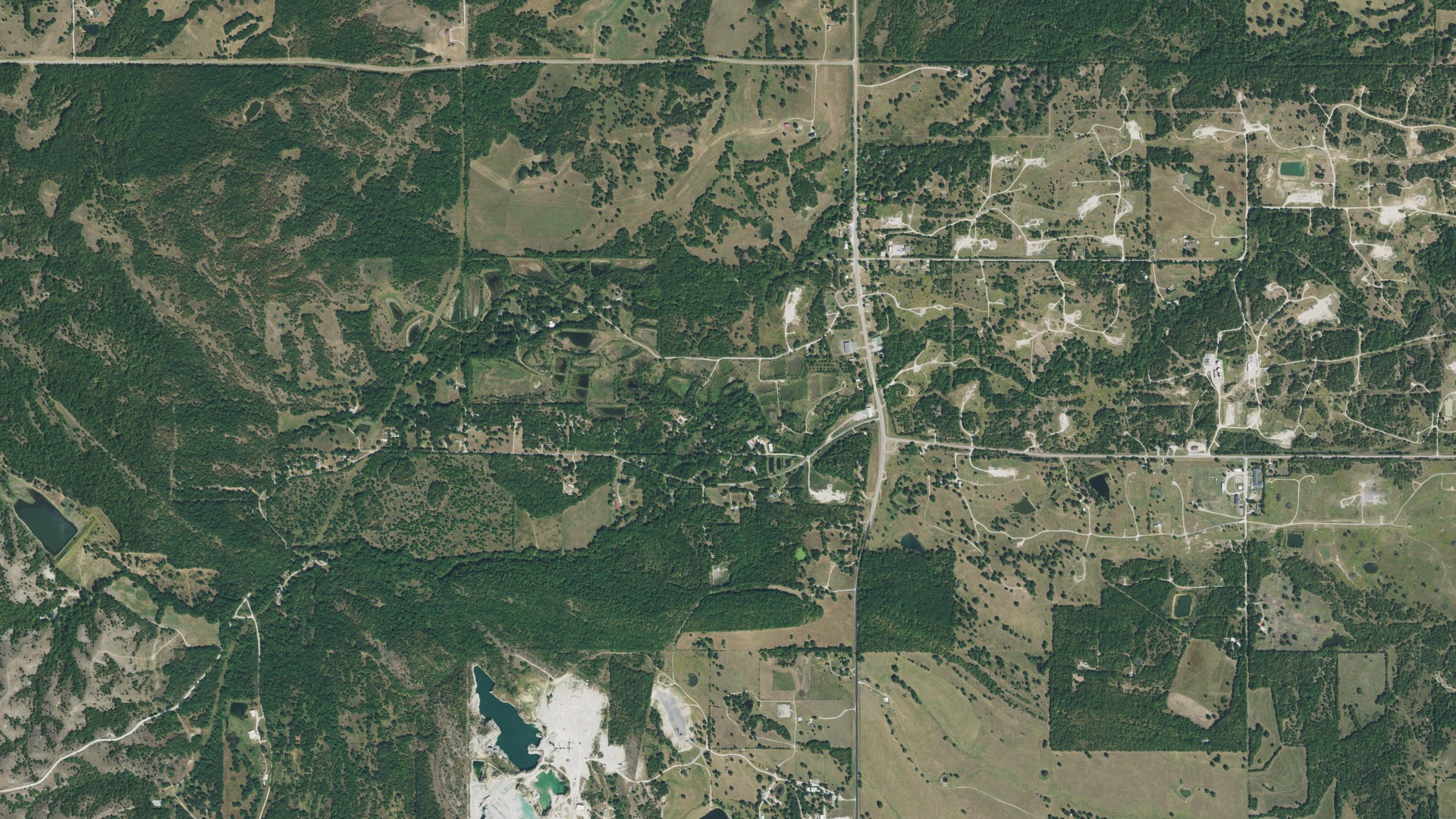 Natural-color aerial photograph of land around Fittstown, Oklahoma
