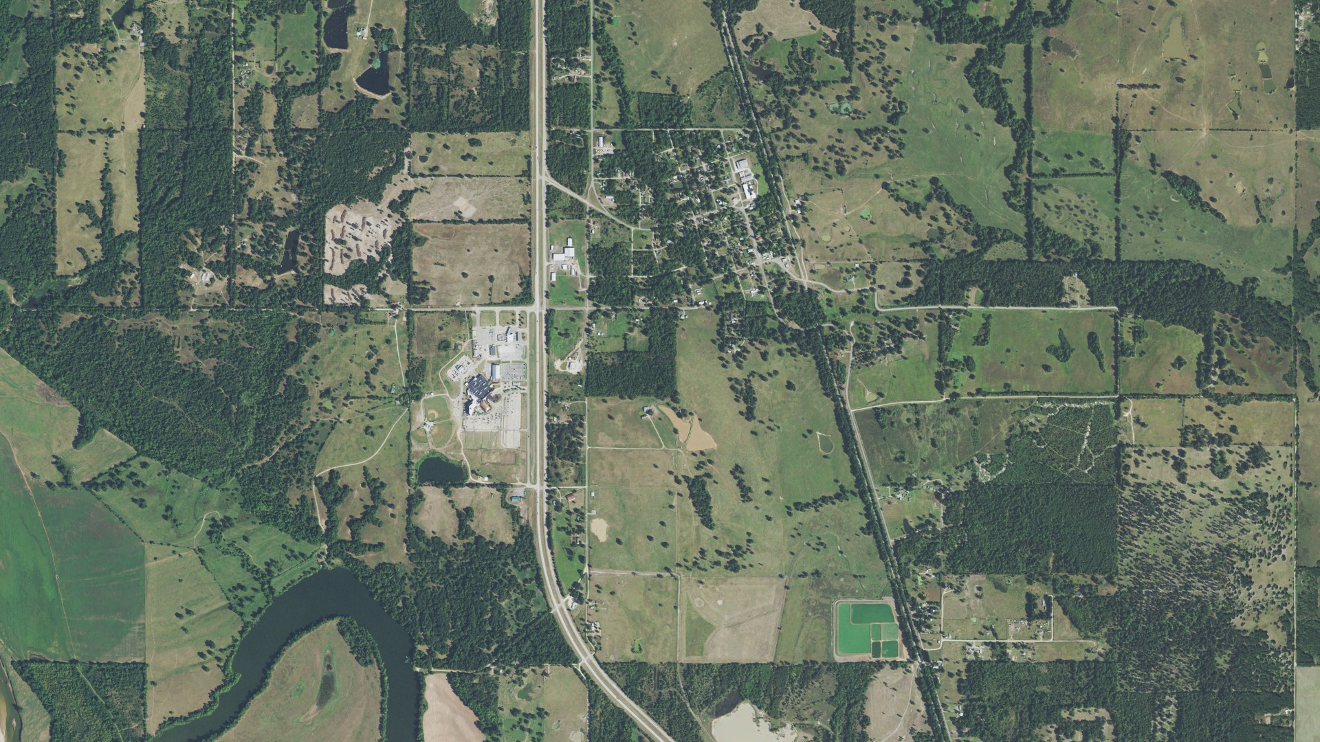 Natural-color aerial photograph of land around Grant, Oklahoma