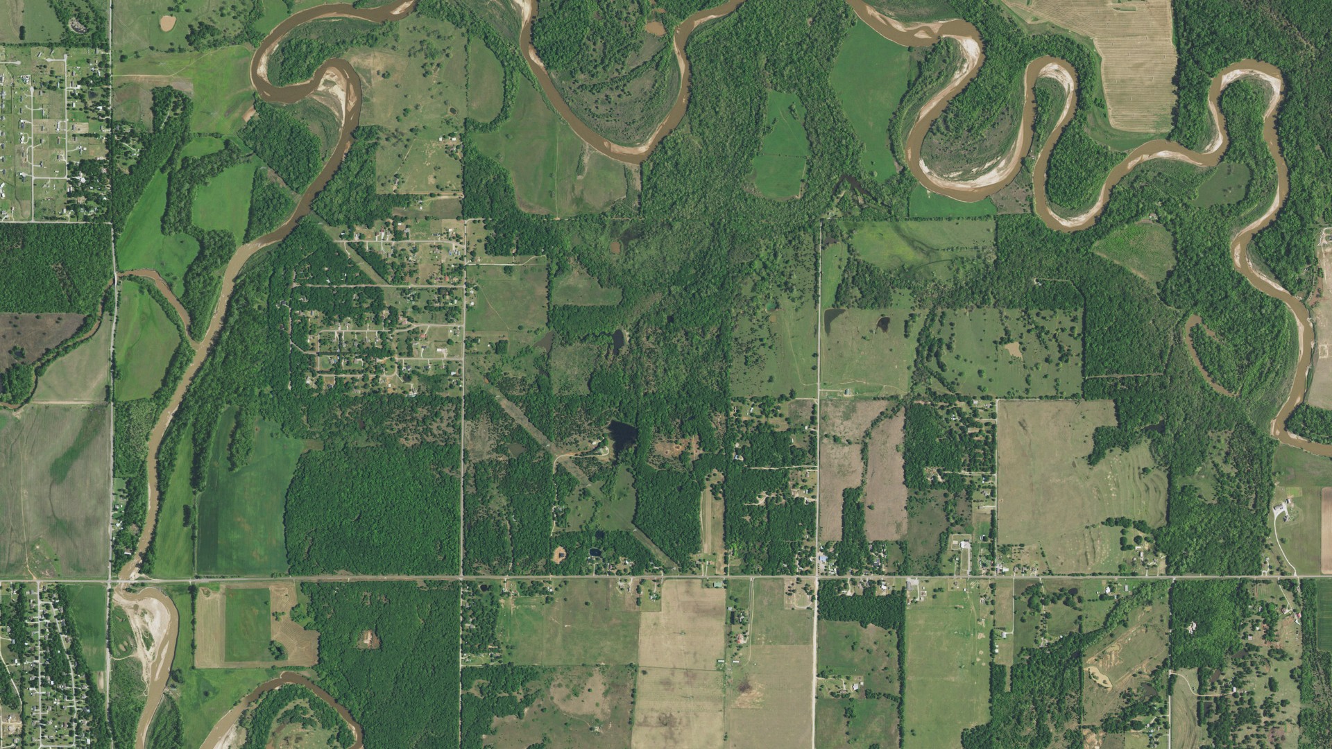 Natural-color aerial photograph of land around Johnson, Oklahoma