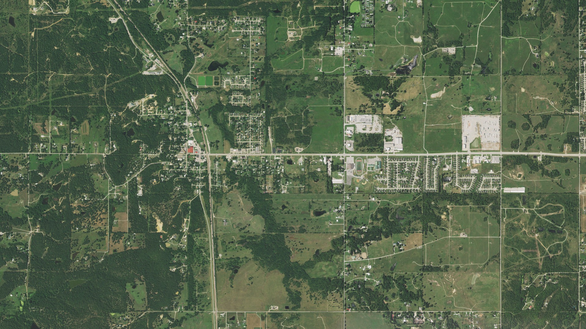 Natural-color aerial photograph of land around Kiefer, Oklahoma
