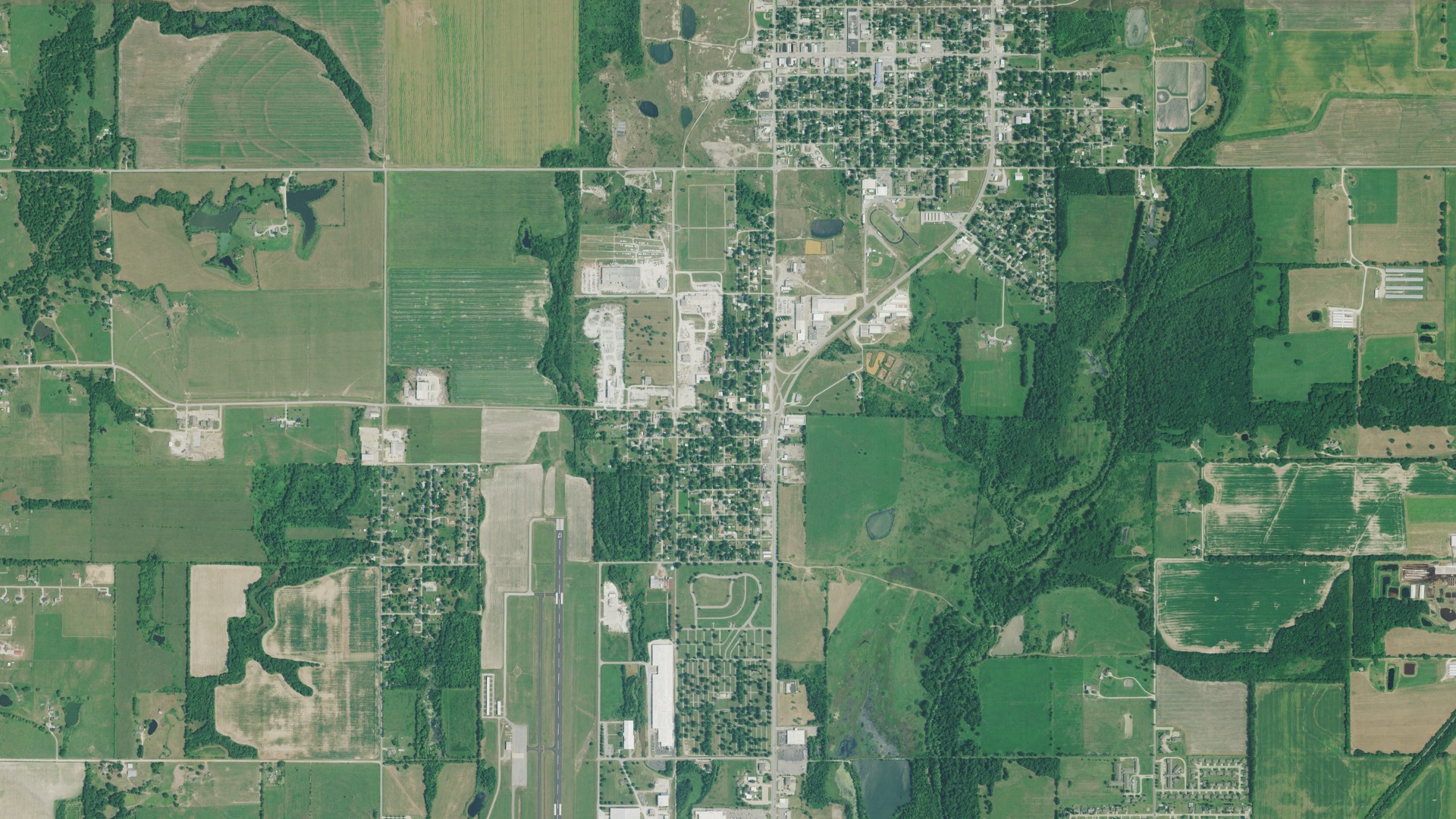 Natural-color aerial photograph of land around North Miami, Oklahoma