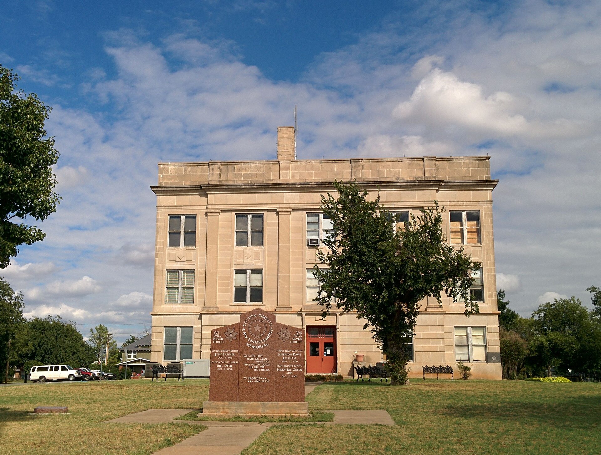 Cotton County Courthouse — Walters, Oklahoma
