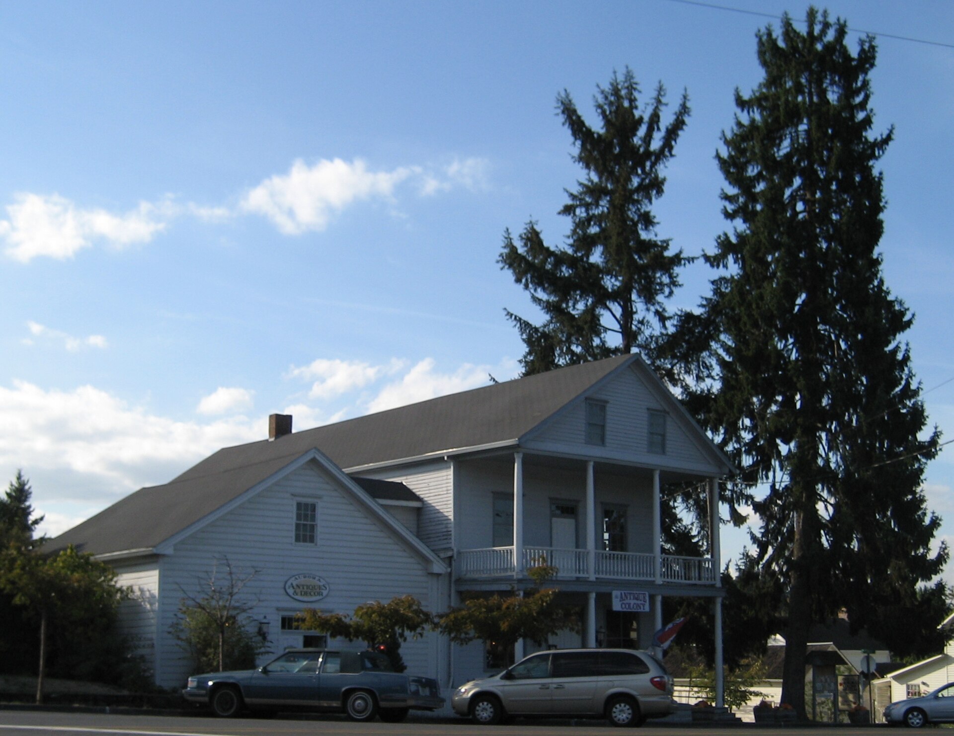 Building in Aurora, Oregon, United States.