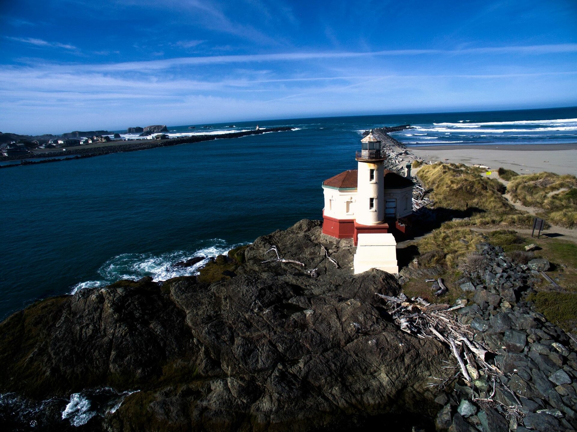 The Coquille River Lighthouse in Bandon, OR. — Oregon
