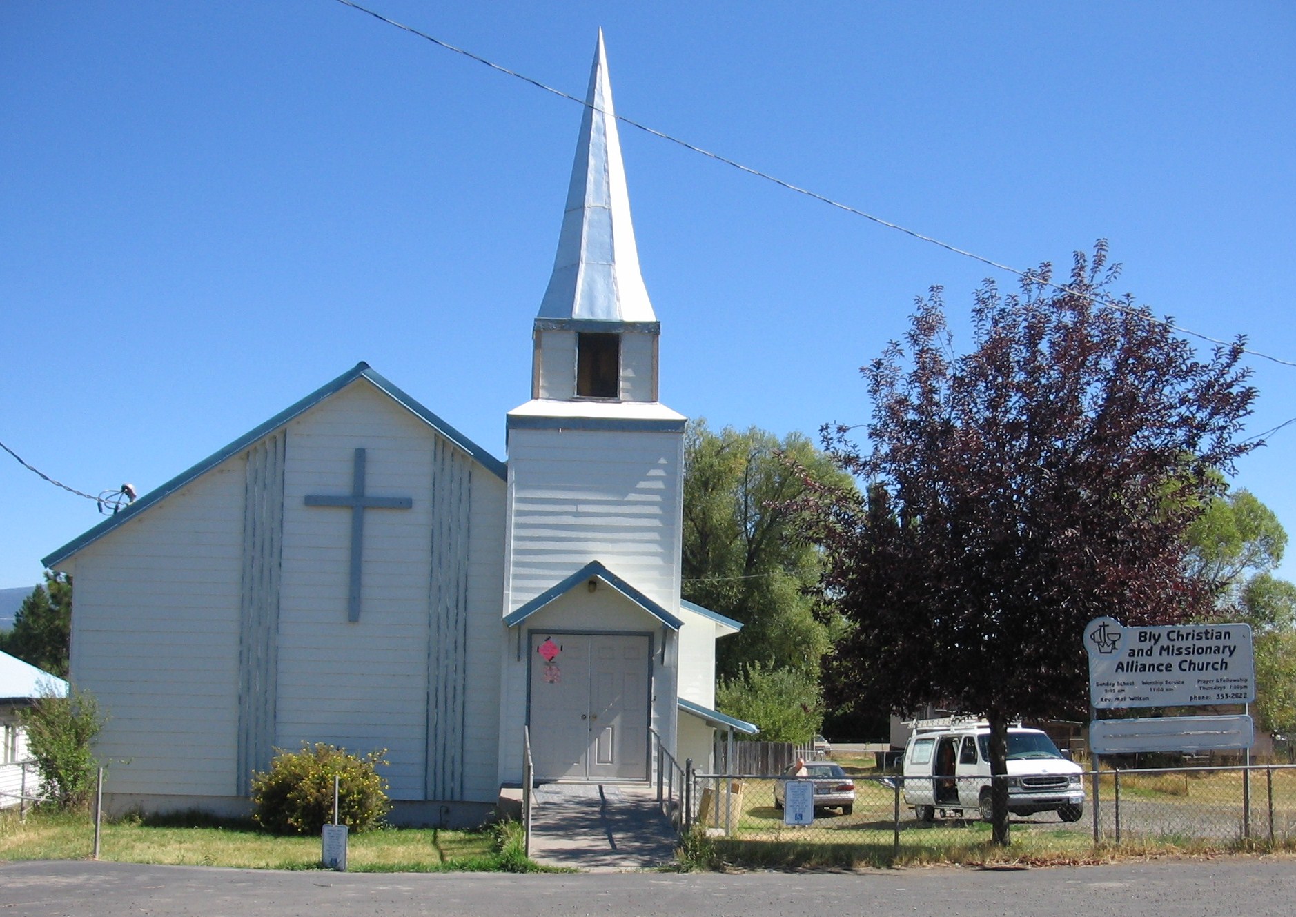 Standing Stone Church, formerly The Christian and Missionary Alliance church in Bly, Oregon. In 1945 one adult and five children from the church were killed by a Japanese balloon bomb.