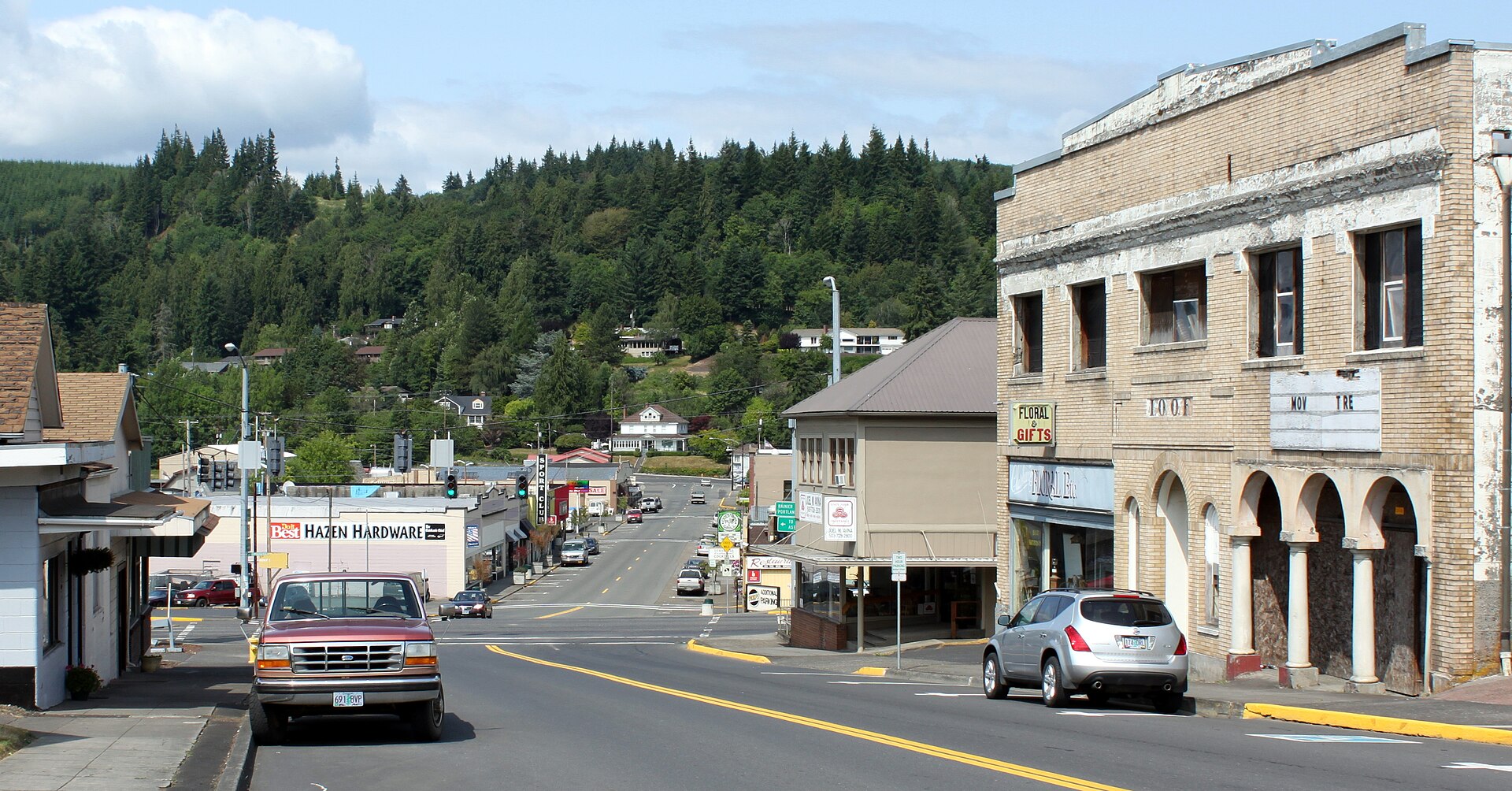 Skyline of w:Clatskanie, Oregon; the National Register-listed IOOF hall is on the right