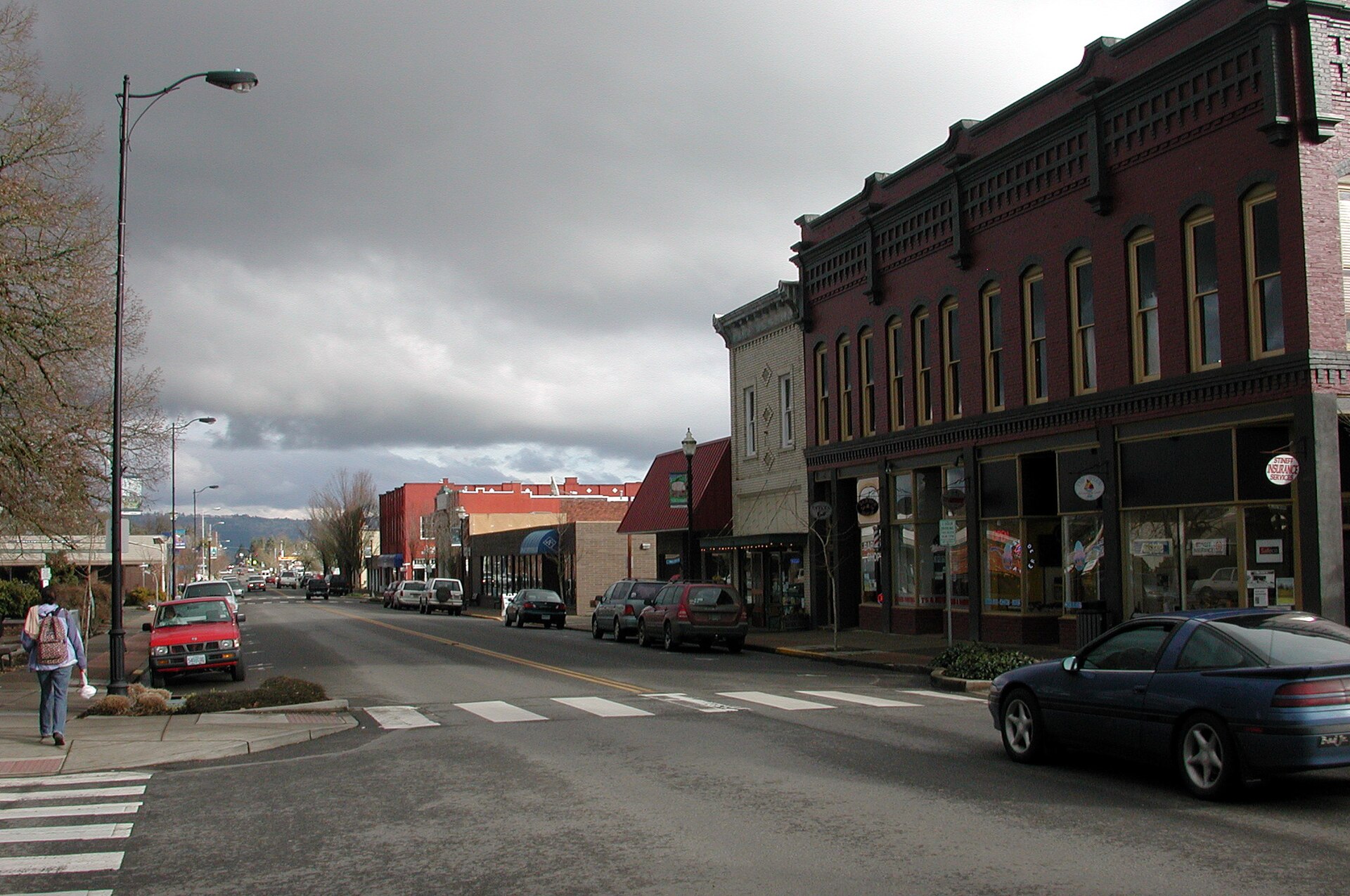 Main Street in Monmouth, Oregon, looking east