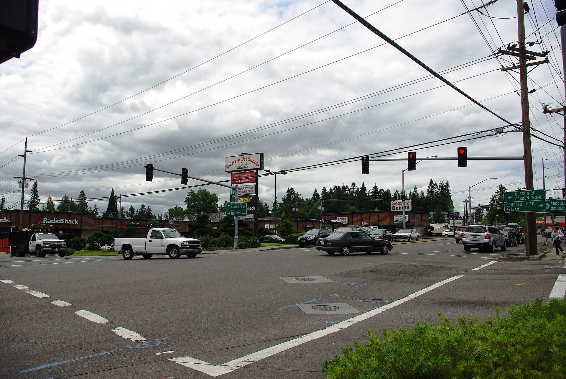 w:Raleigh Hills, Oregon, neighborhood near w:Portland, Oregon.