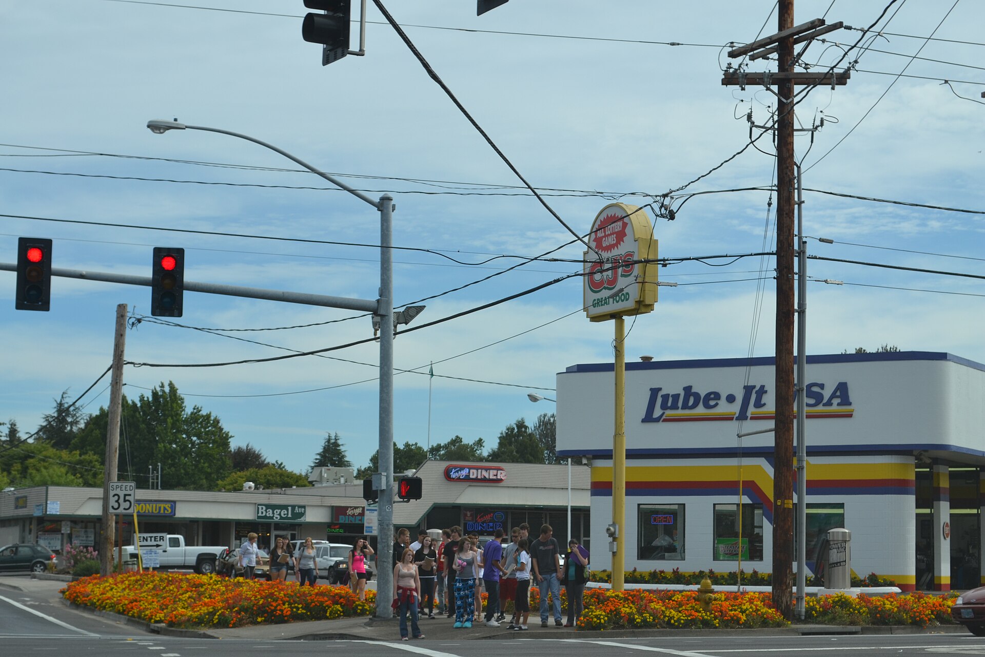 River Road at River Avenue (Eugene, Oregon) — Santa Clara, Oregon