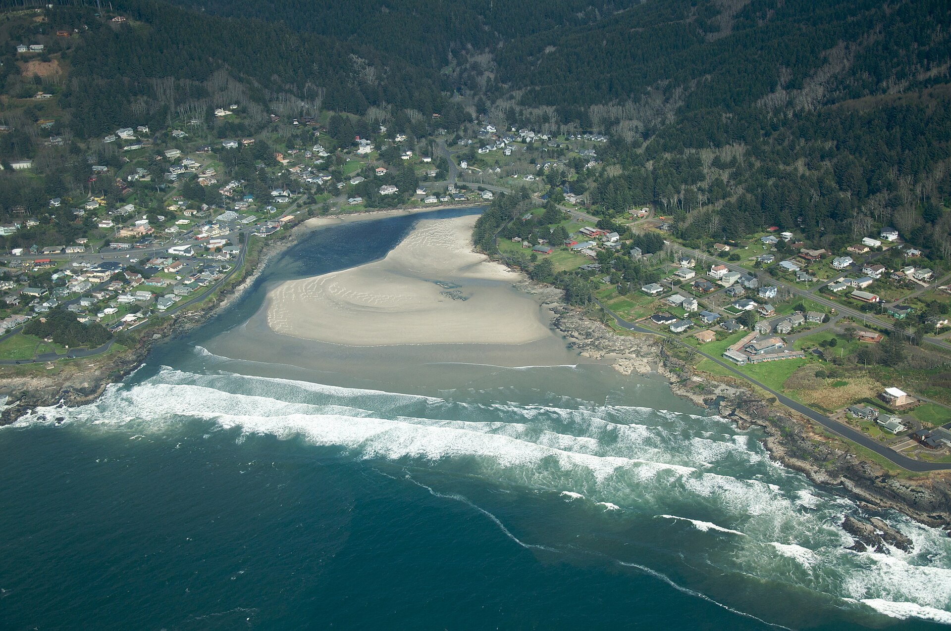 Aerial shot, Oregon, United States — Yachats, Oregon