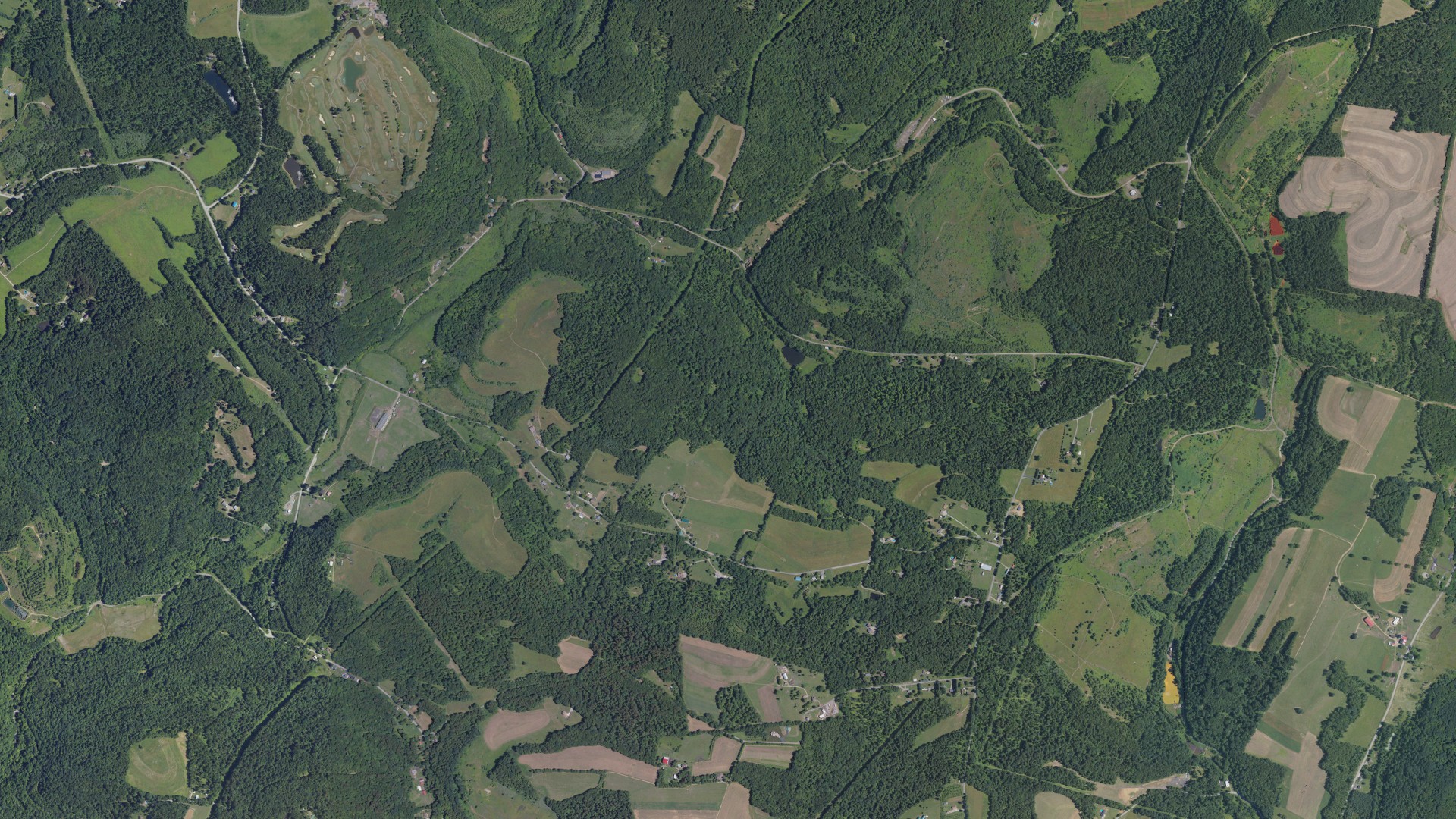 Aerial view of land around Kiskiminetas, Pennsylvania