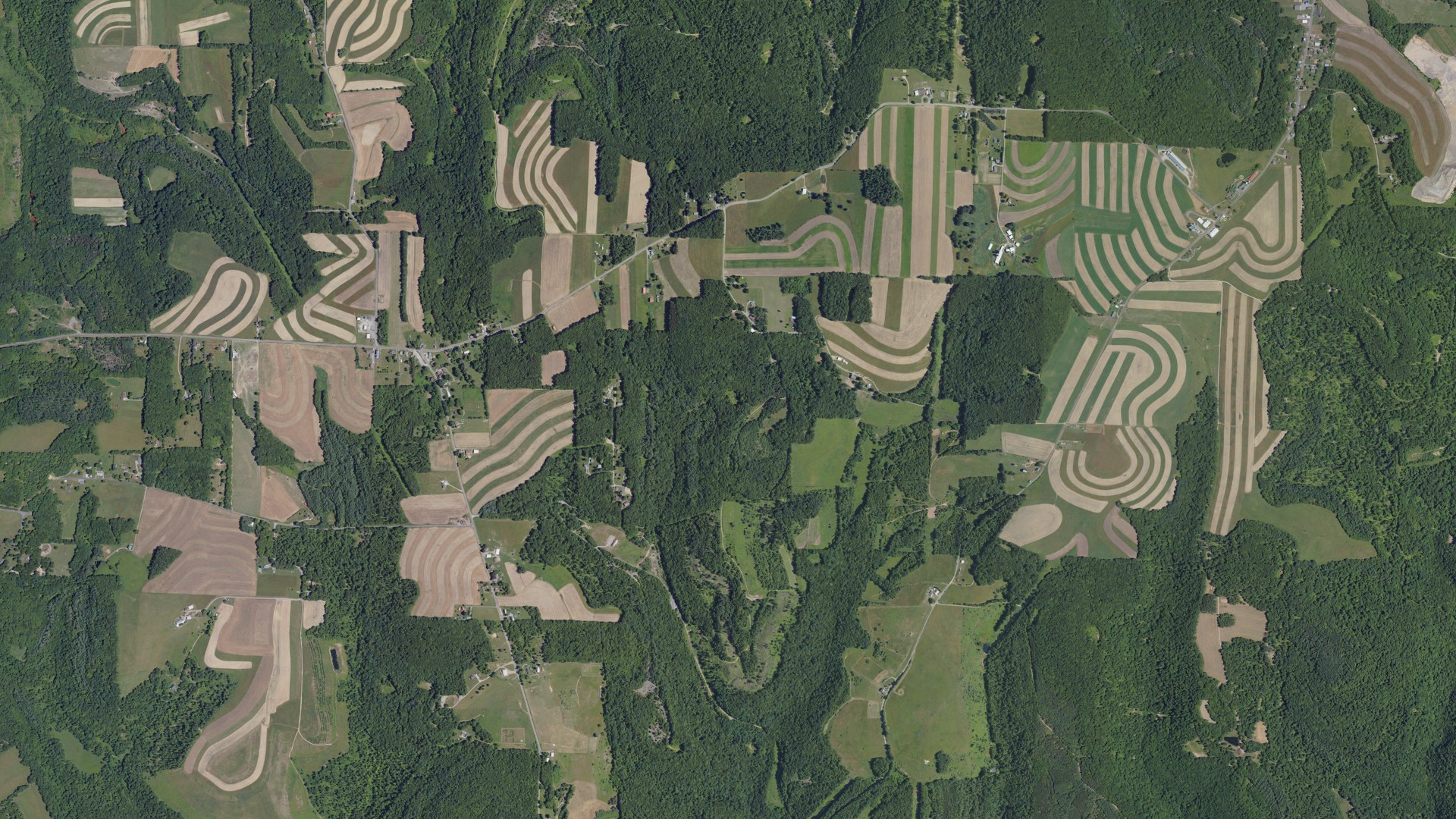 Natural-color aerial photograph of land around Madison, Pennsylvania