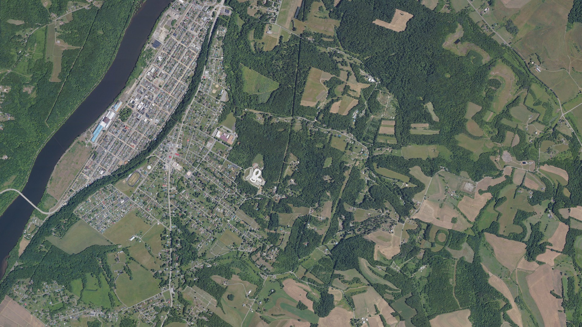 Aerial view of land around Manor, Pennsylvania