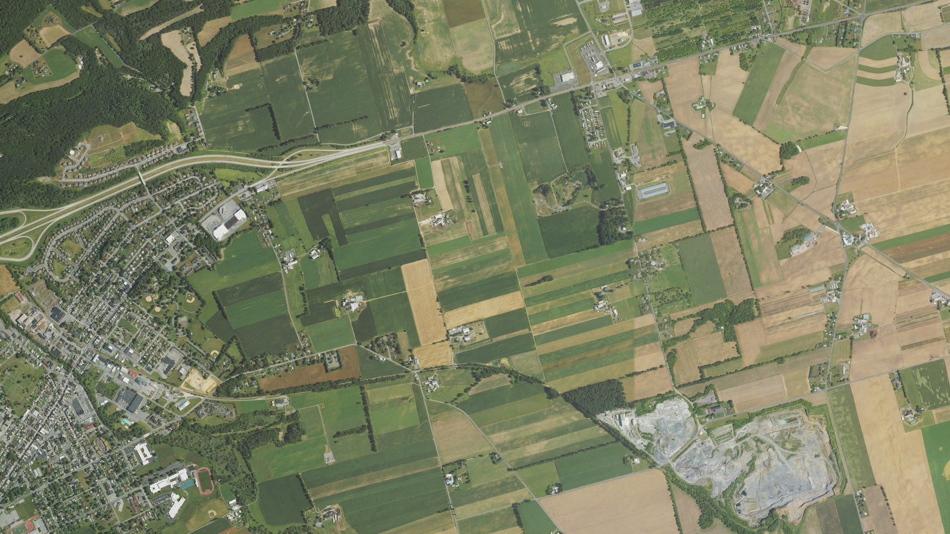 Natural-color aerial photograph of land around Maxatawny, Pennsylvania