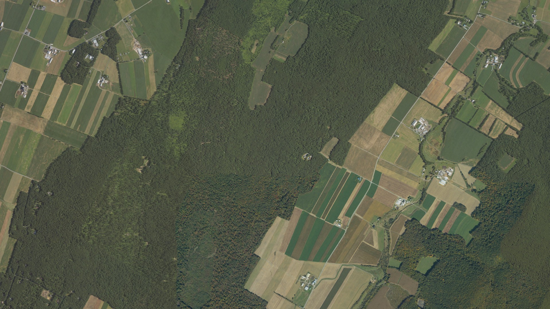 Aerial view of land around Huston, Pennsylvania