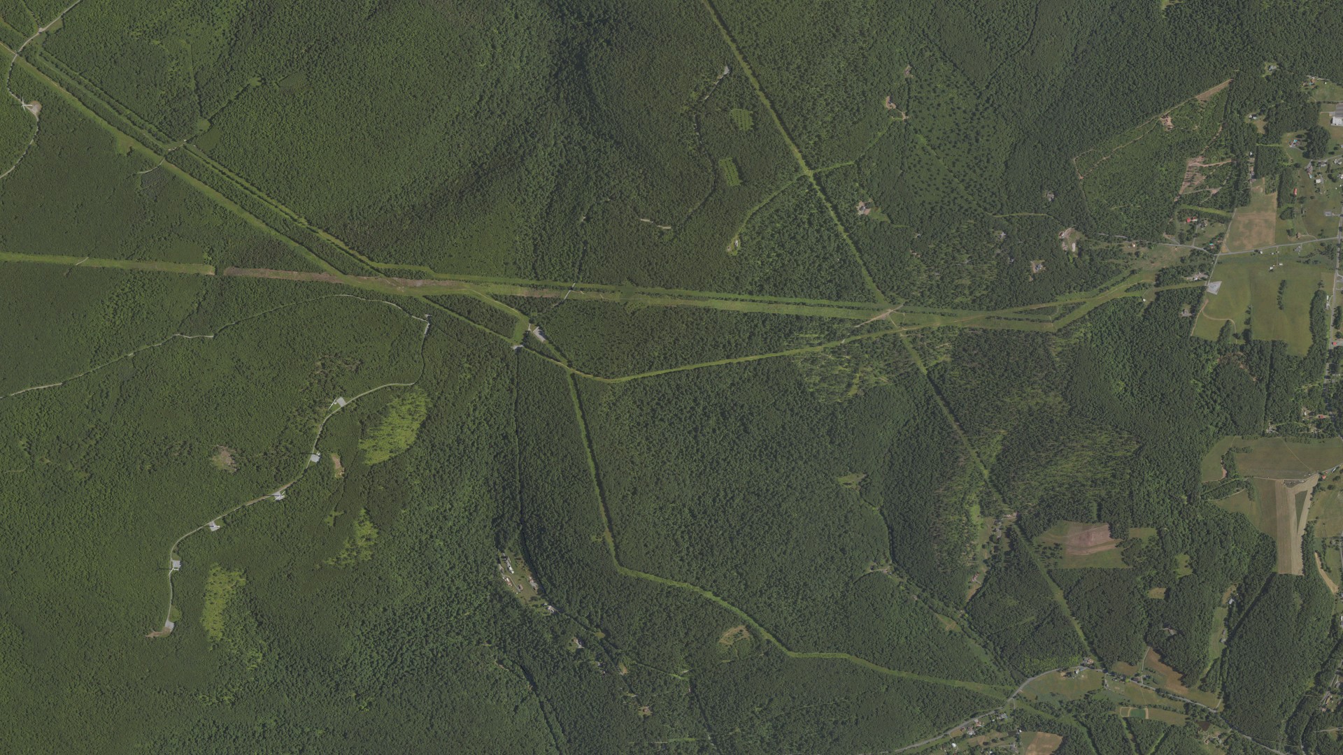 Aerial view of land around Juniata, Pennsylvania