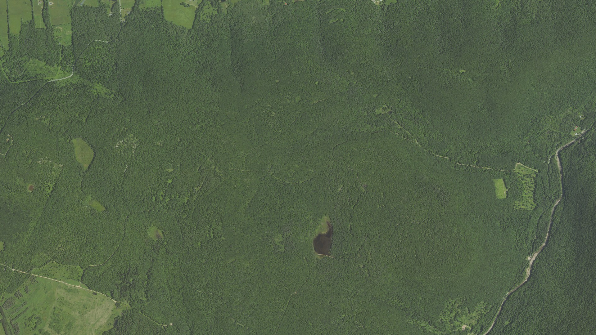 Aerial view of land around Franklin, Pennsylvania