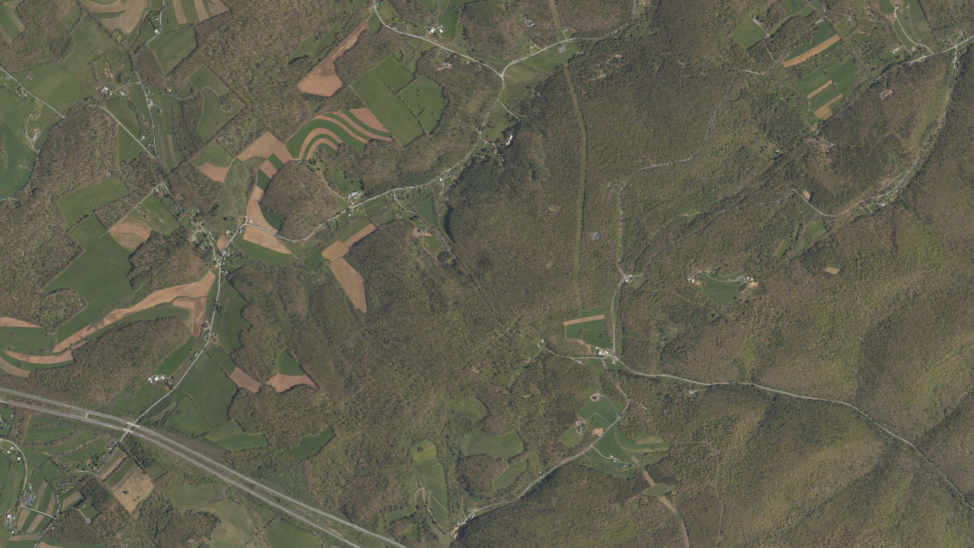Natural-color aerial photograph of land around Boggs, Pennsylvania