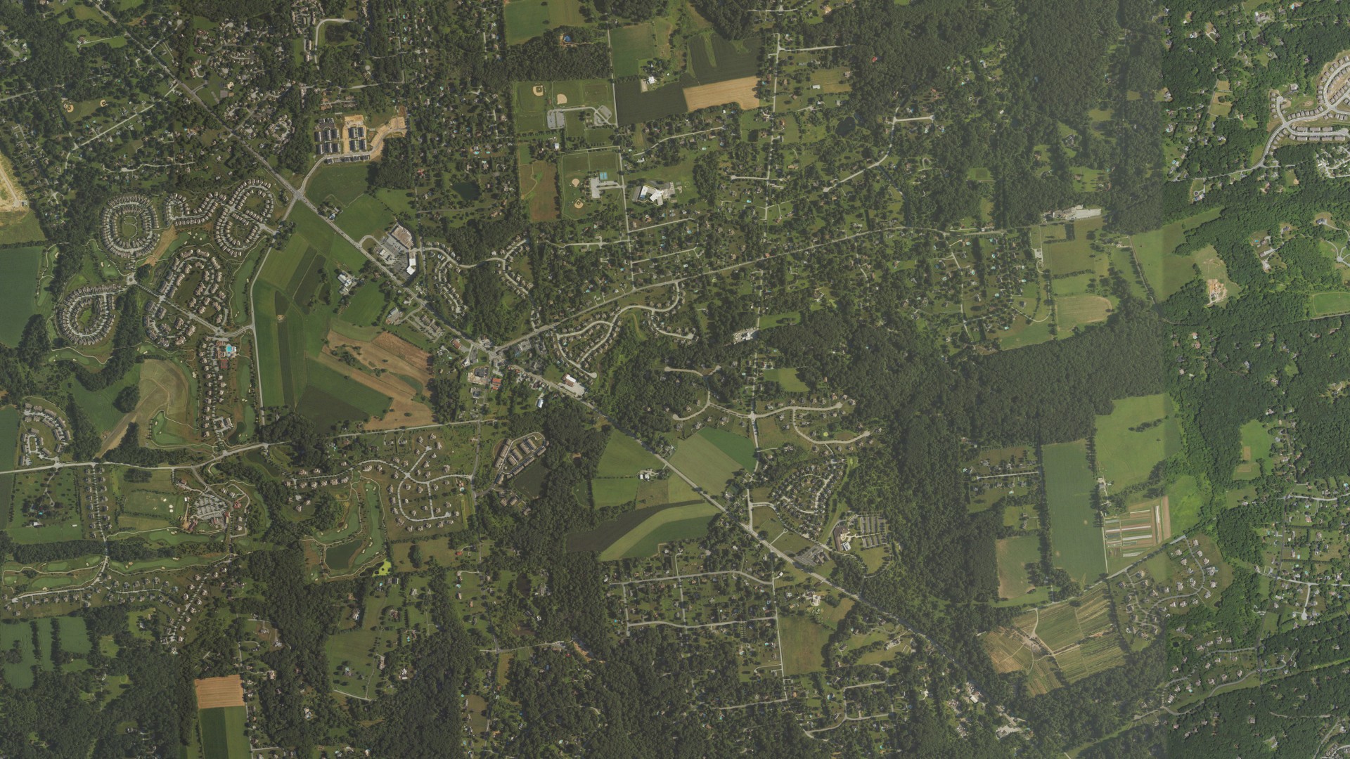 Natural-color aerial photograph of land around East Brandywine, Pennsylvania