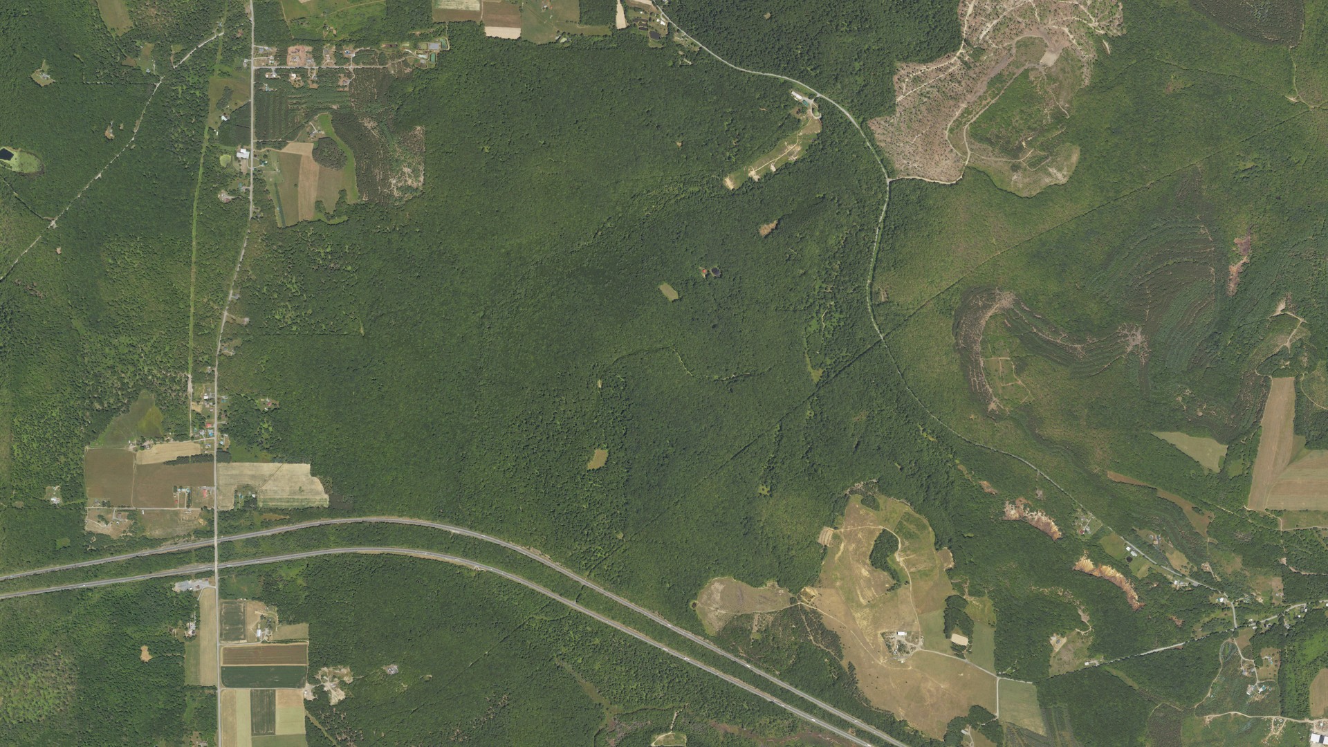 Natural-color aerial photograph of land around Graham, Pennsylvania