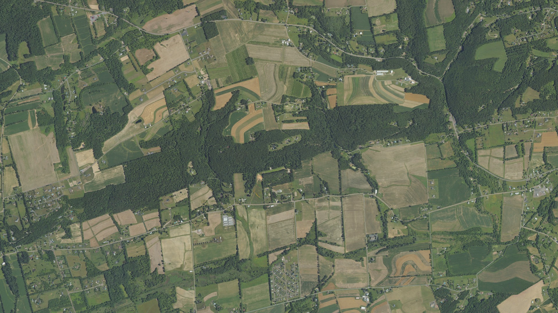Natural-color aerial photograph of land around North Centre, Pennsylvania