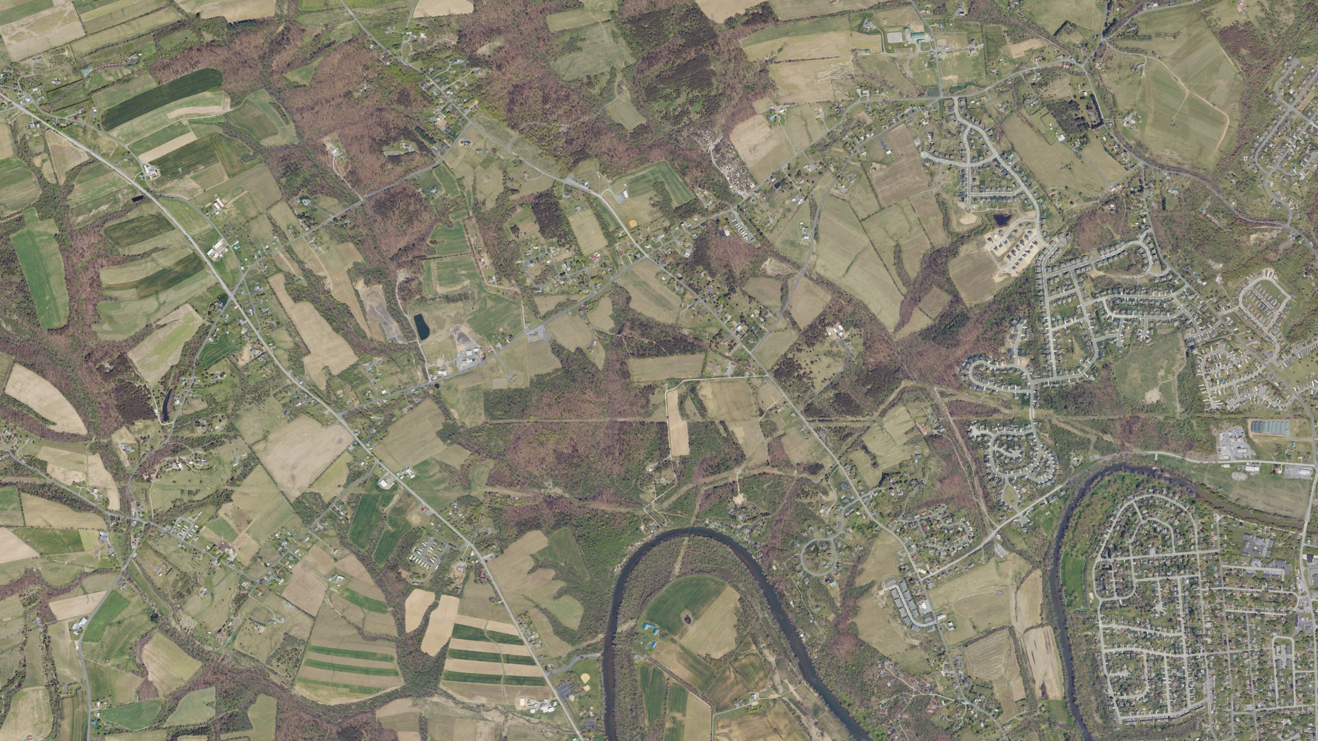 Natural-color aerial photograph of land around North Middleton, Pennsylvania