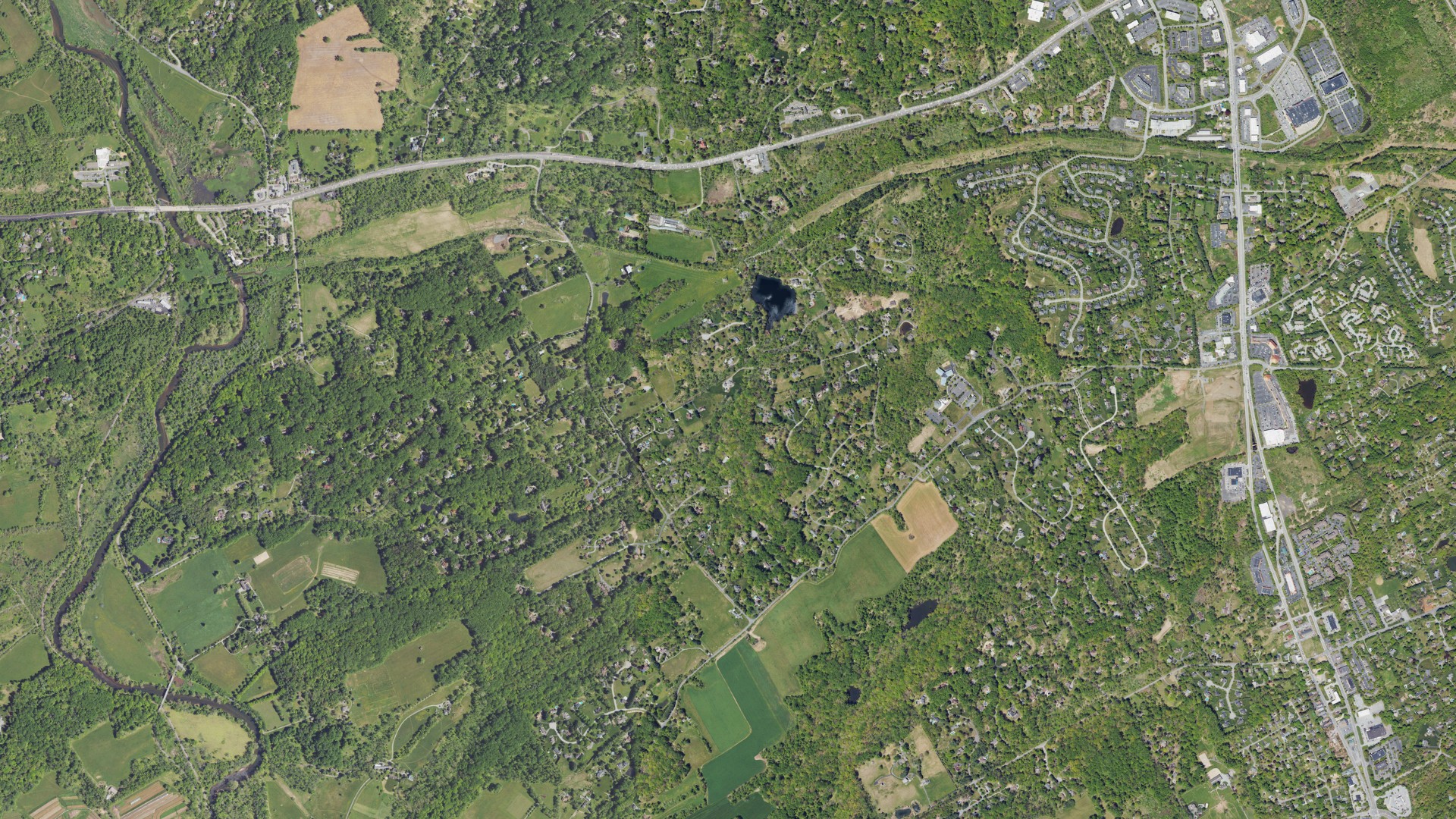 Natural-color aerial photograph of land around Chadds Ford, Pennsylvania