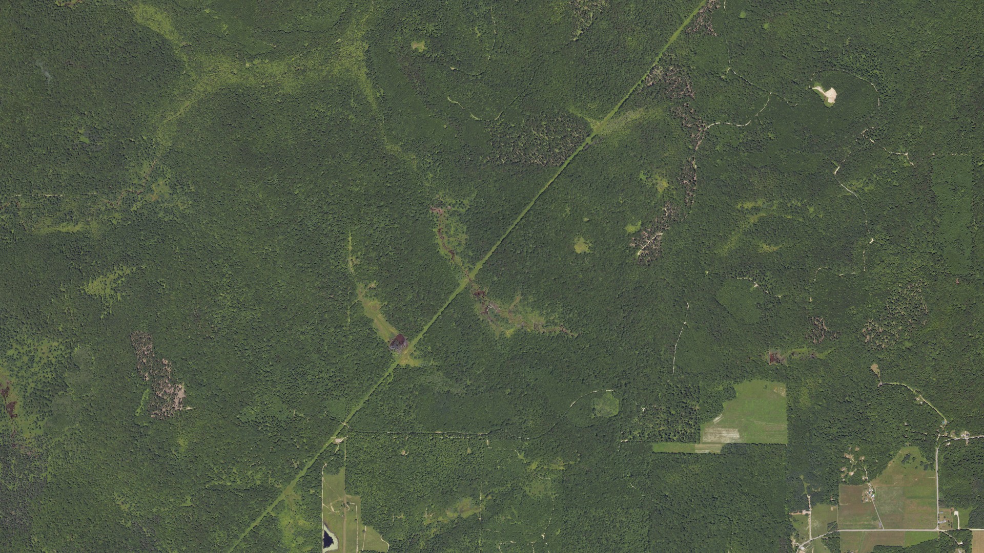 Natural-color aerial photograph of land around Millstone, Pennsylvania