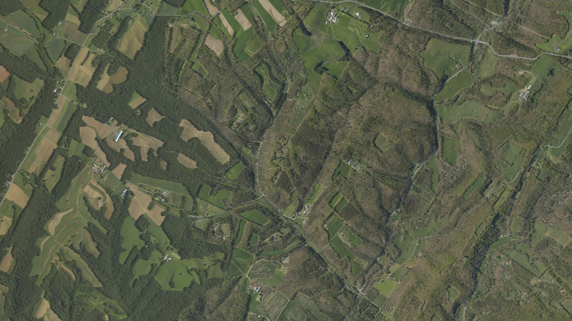 Natural-color aerial photograph of land around Licking Creek, Pennsylvania