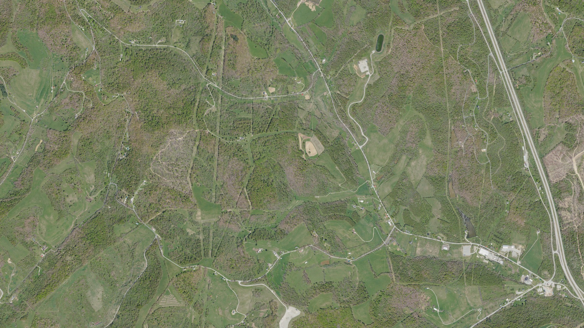 Aerial view of land around Washington, Pennsylvania